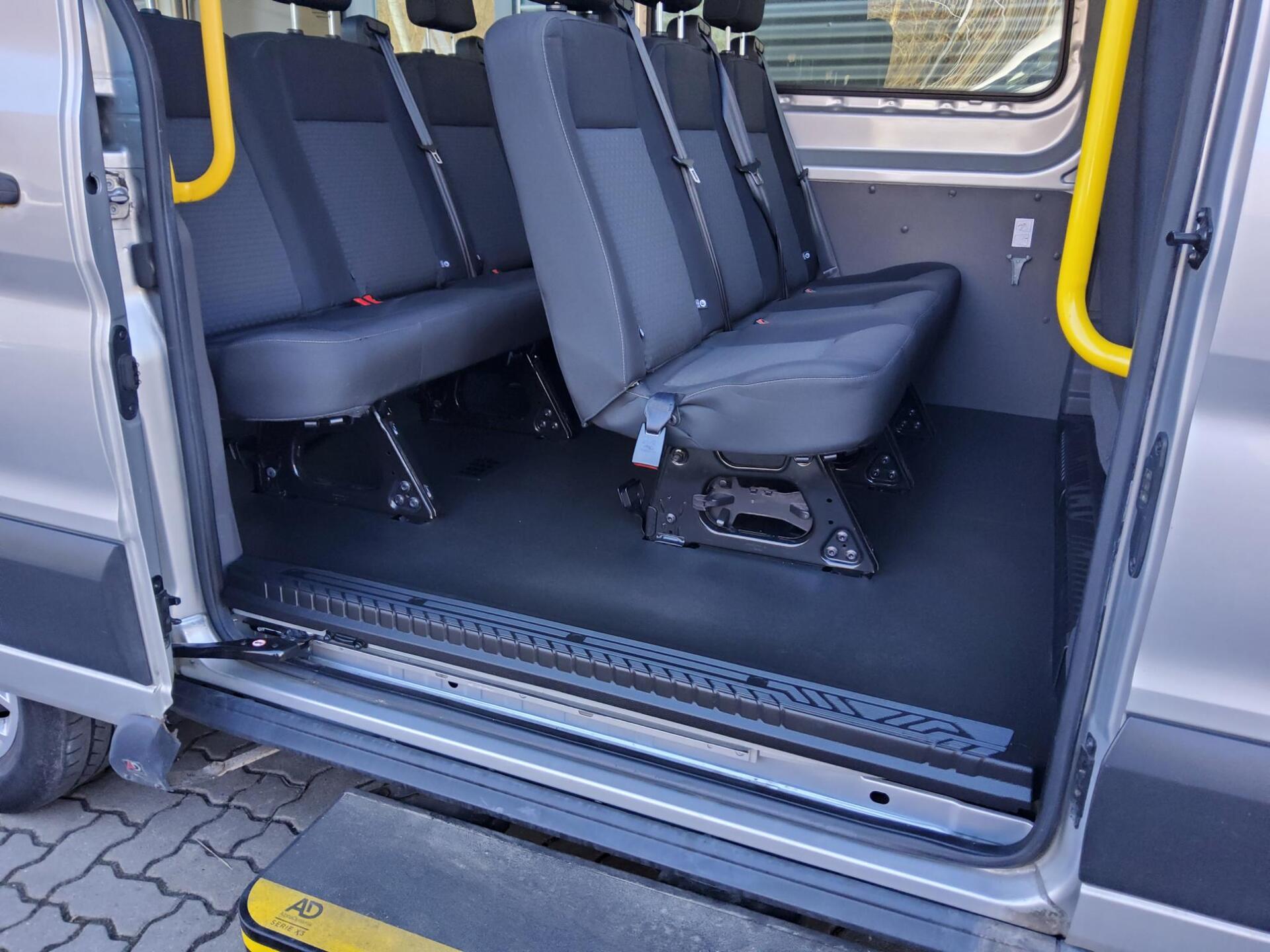 Ford Transit 2.0 TDCi FT 330 L2H2 9-Sitze RfK PDC 12