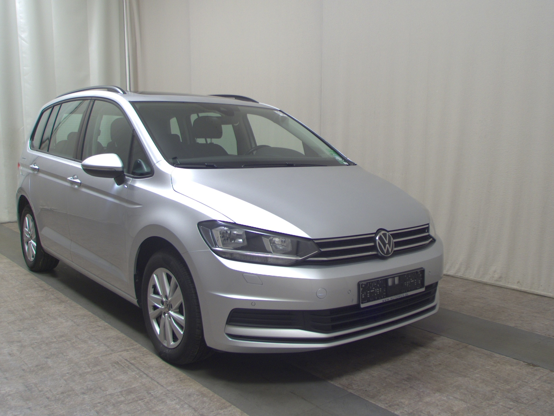 Volkswagen Touran 2.0 TDI Comf. Navi Panorama AHK Sthzg 3