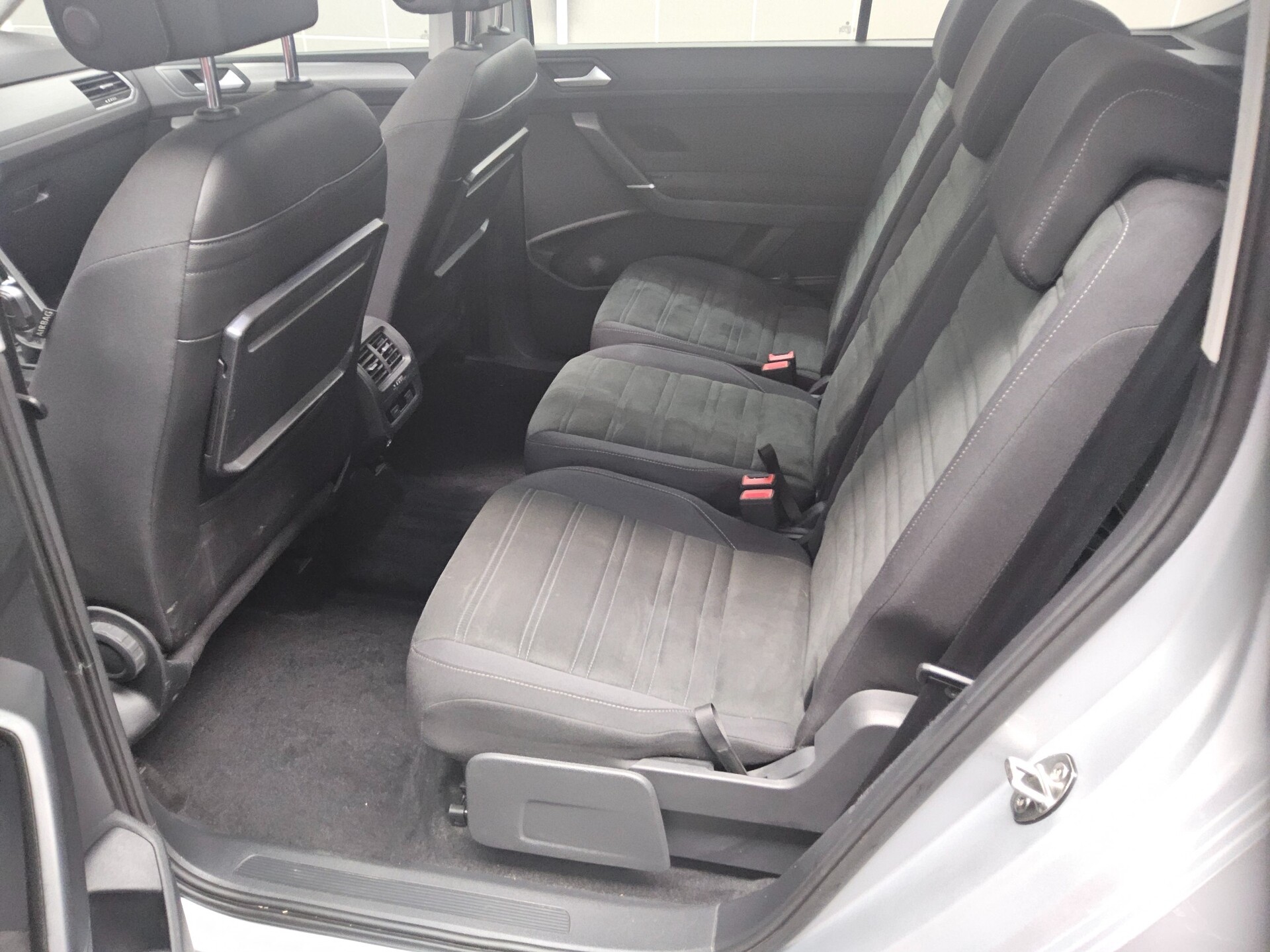 Volkswagen Touran 2.0 TDI Comf. Navi Panorama AHK Sthzg 13