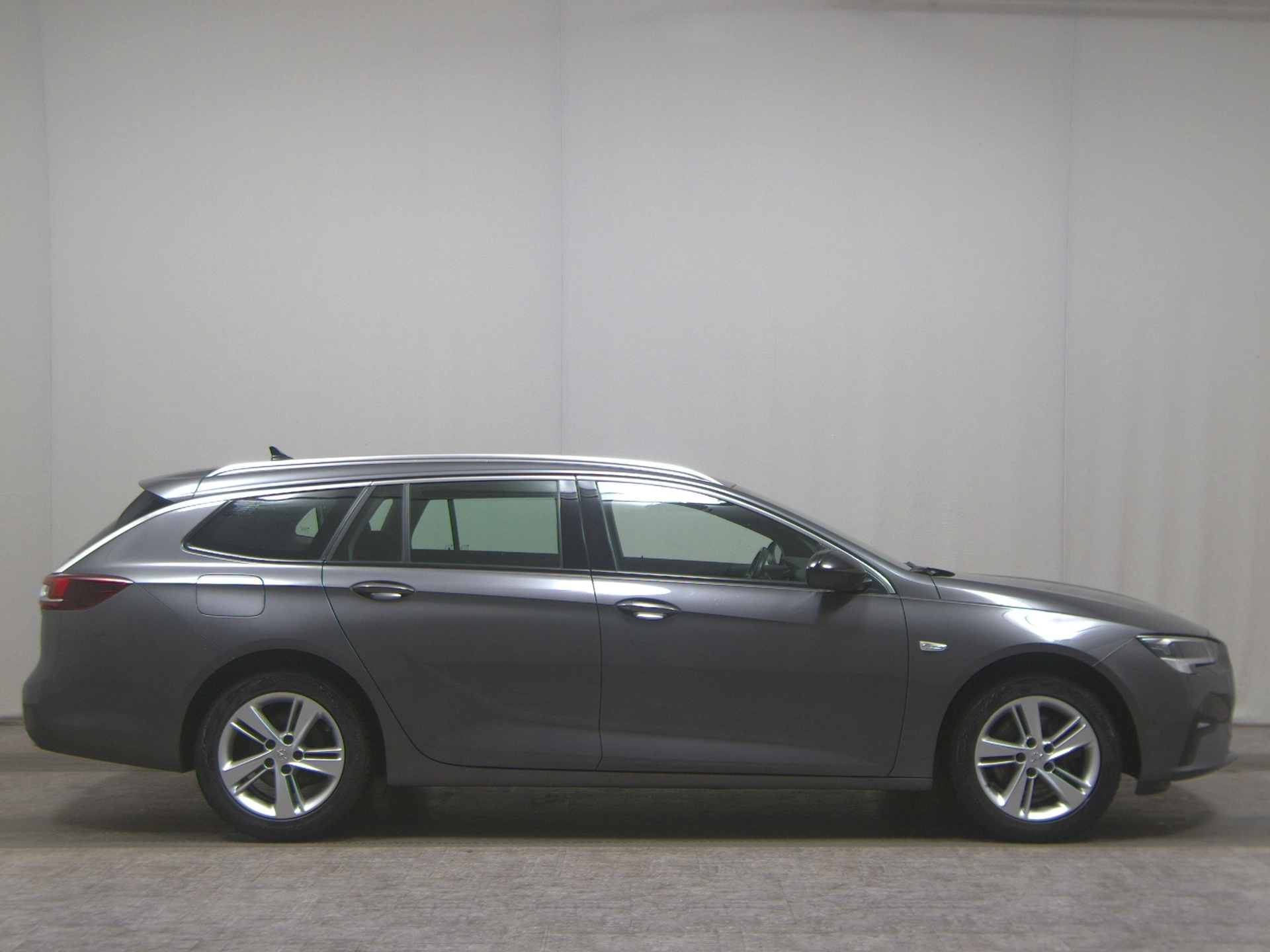Opel Insignia ST 2.0 D Elegance Navi LED DAB AHK
