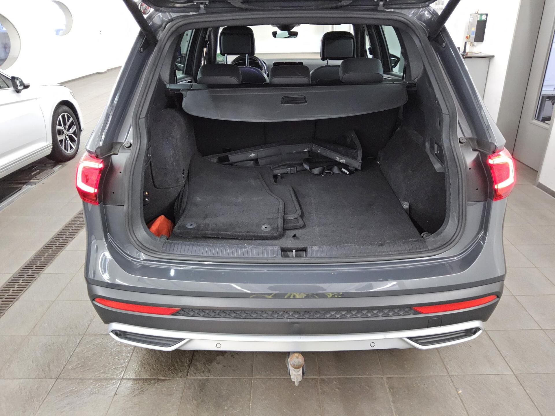 Seat Tarraco 1.4 e-HYBRID Xcellence Navi vc LED AHK 12