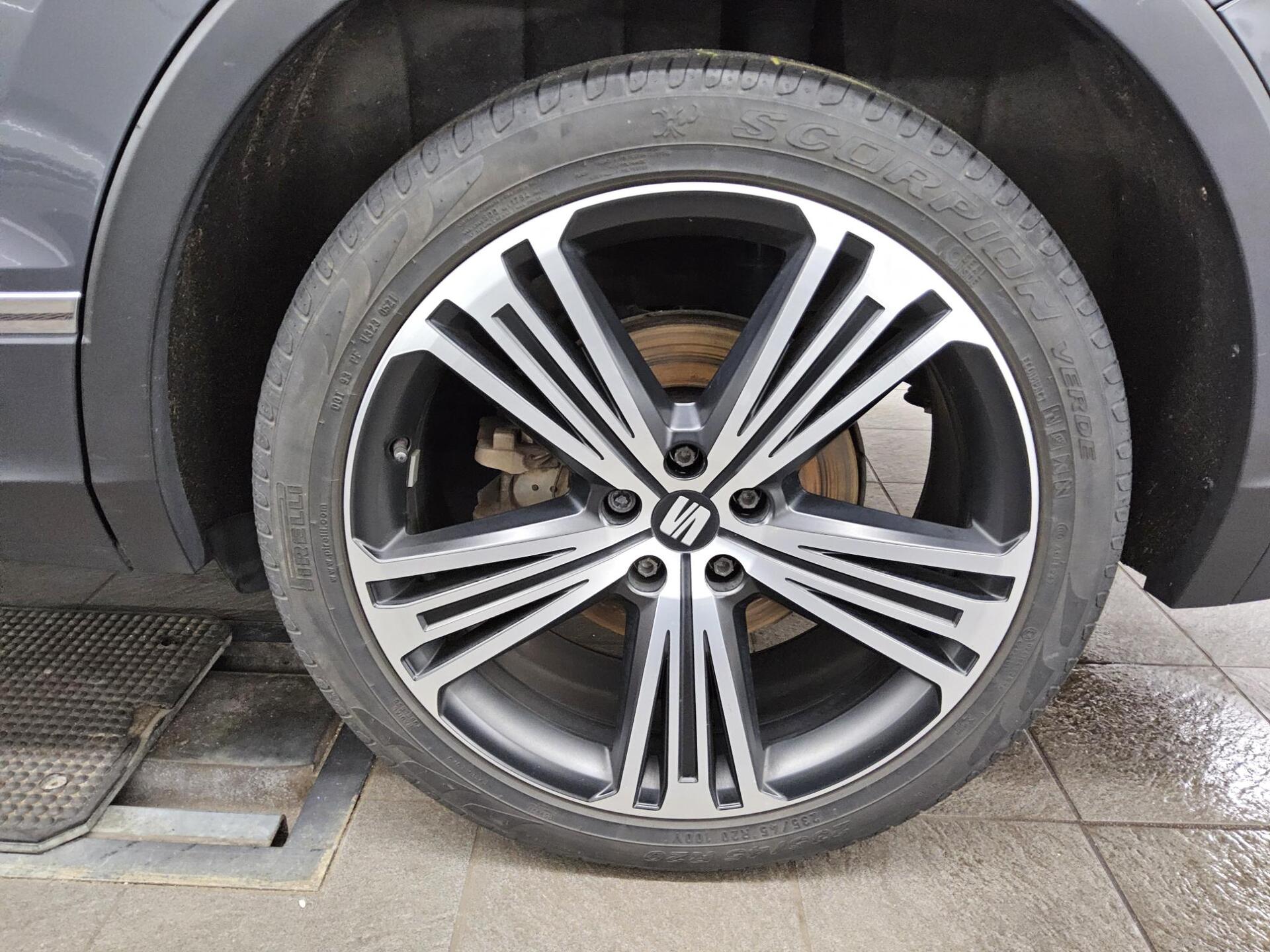 Seat Tarraco 1.4 e-HYBRID Xcellence Navi vc LED AHK 11