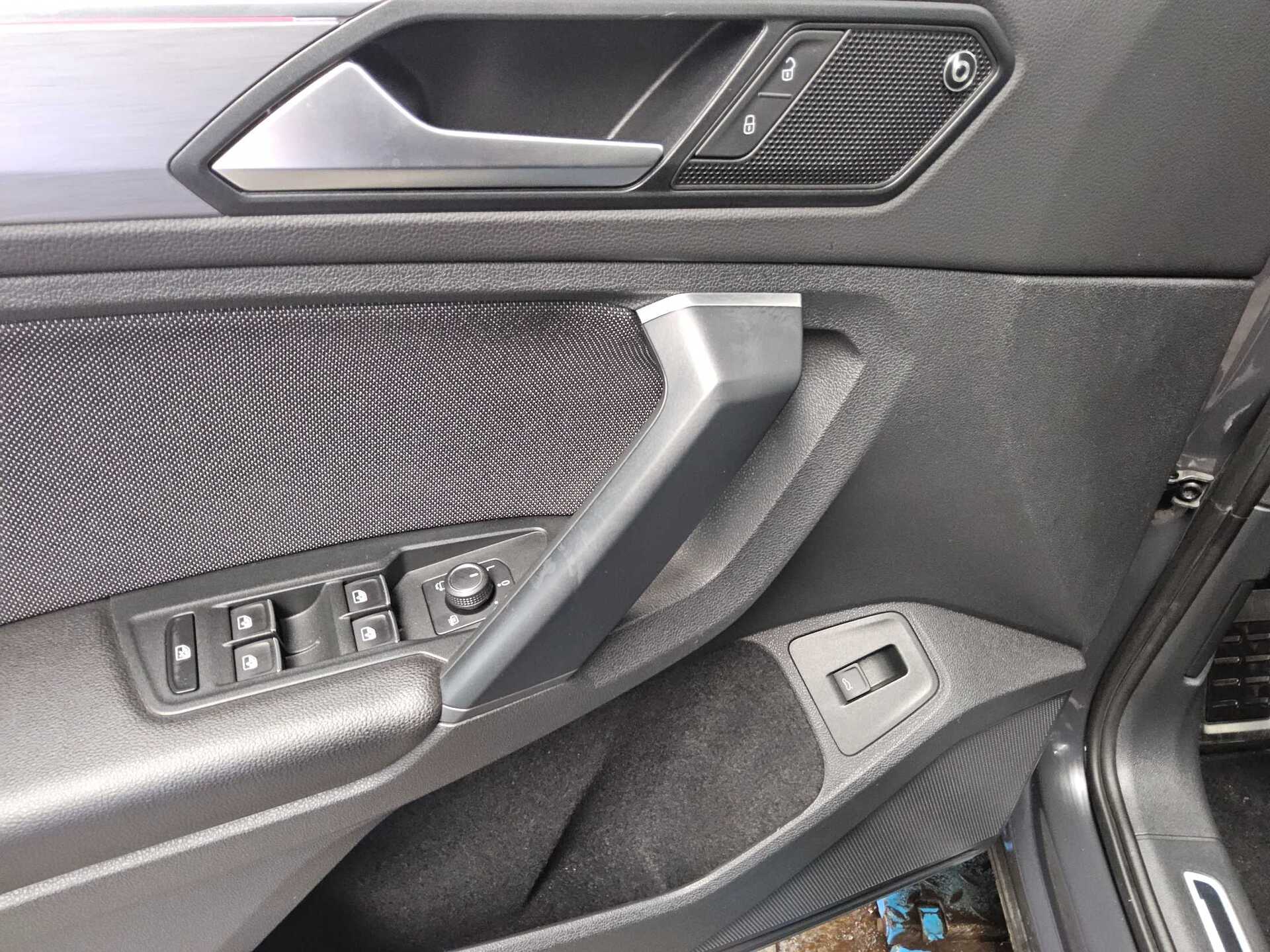 Seat Tarraco 2.0 TDI 4Drive FR-Line T-Leder Navi LED 10