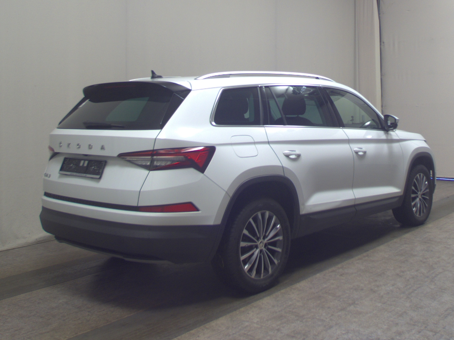 Skoda Kodiaq 2.0 TDI Ambition Navi LED vc ACC Pano AHK 4