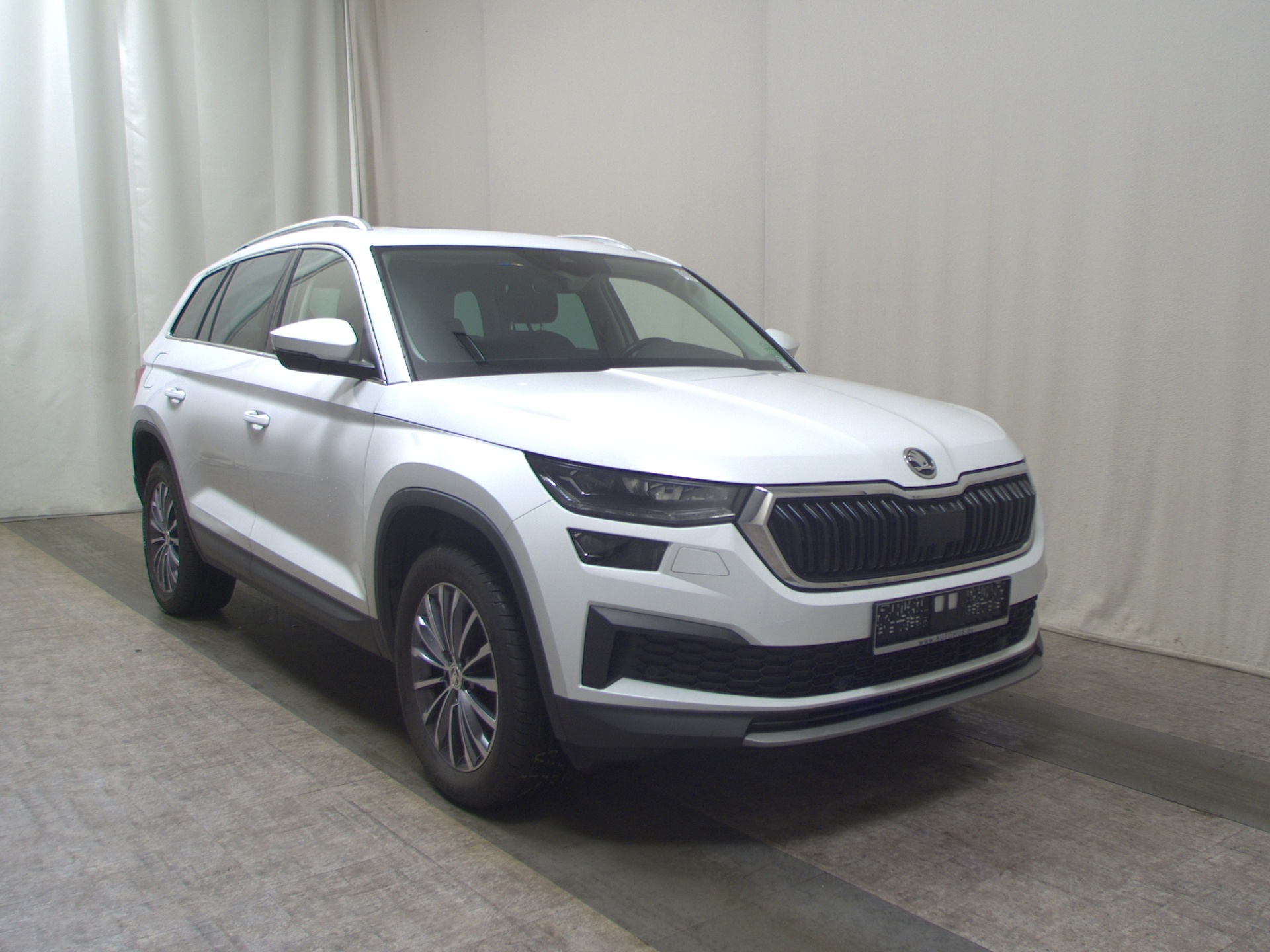 Skoda Kodiaq 2.0 TDI Ambition Navi LED vc ACC Pano AHK 3