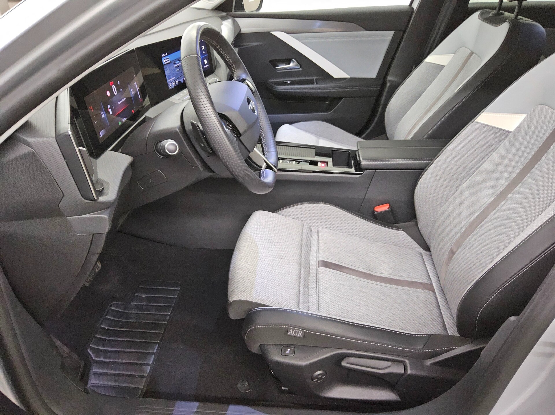 Opel Astra ST 1.5 D Elegance T-Leder Navi LED RFK 9