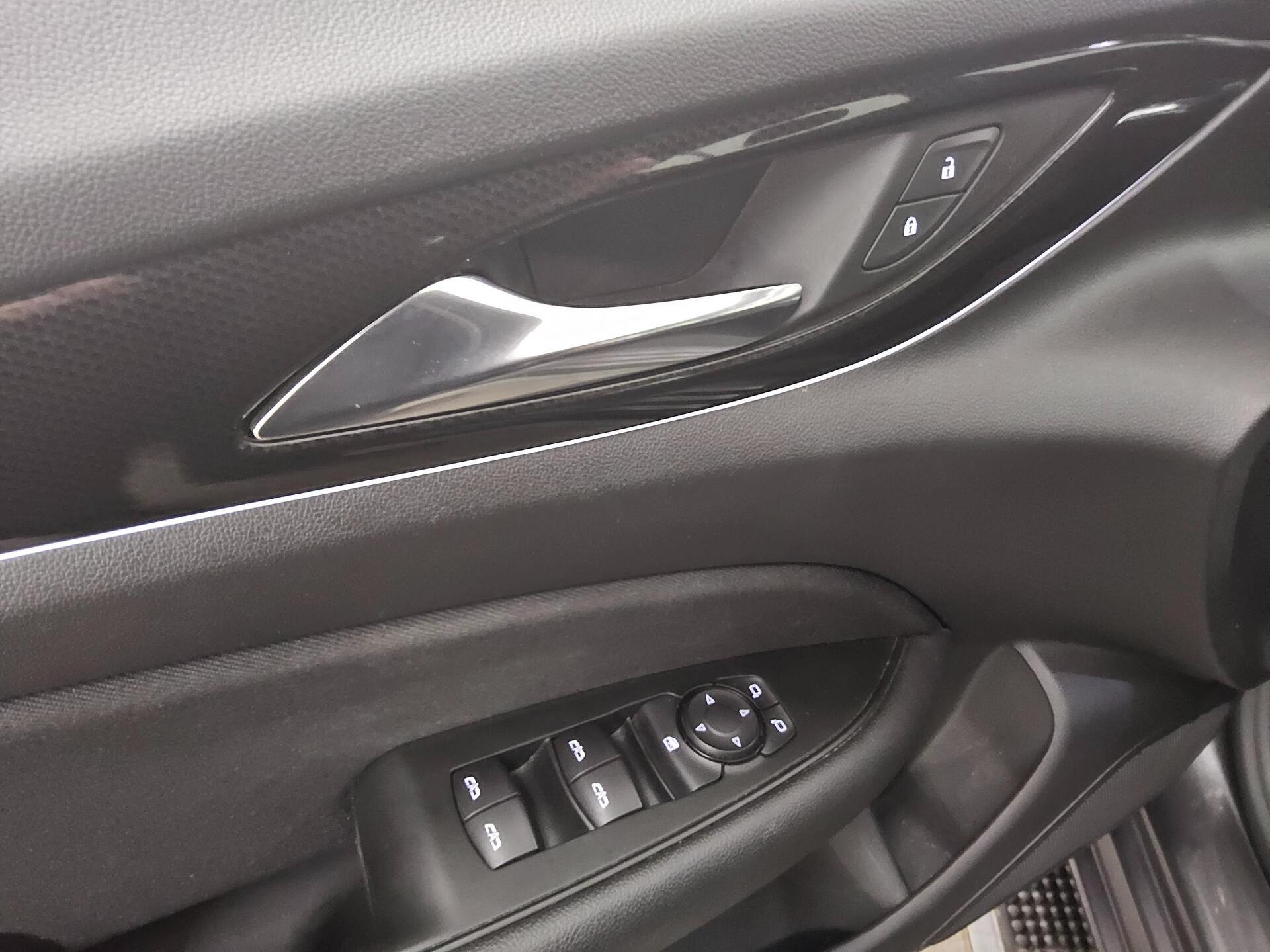 Opel Insignia 2.0 CDTI Business Ed. Navi LED Shz PDC 9