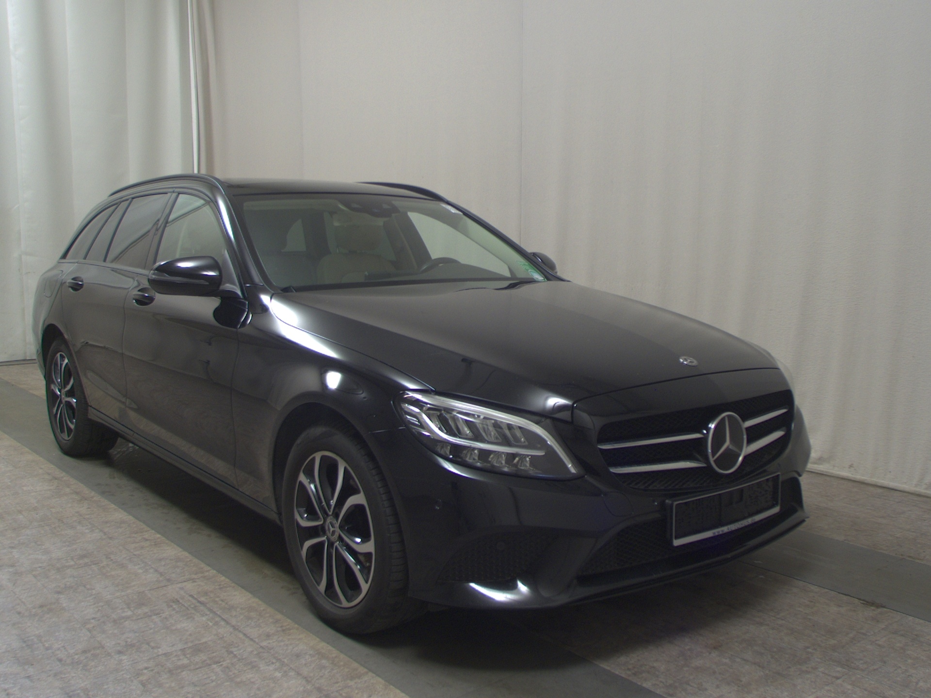 Mercedes-Benz C 220 T d Avantgarde Night Navi LED Pano RfK 3