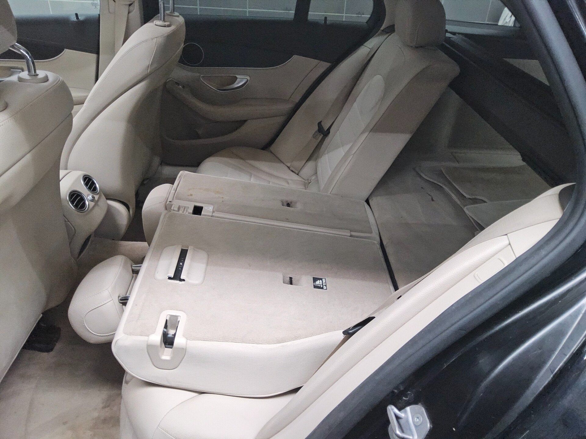 Mercedes-Benz C 220 T d Avantgarde Night Navi LED Pano RfK 13