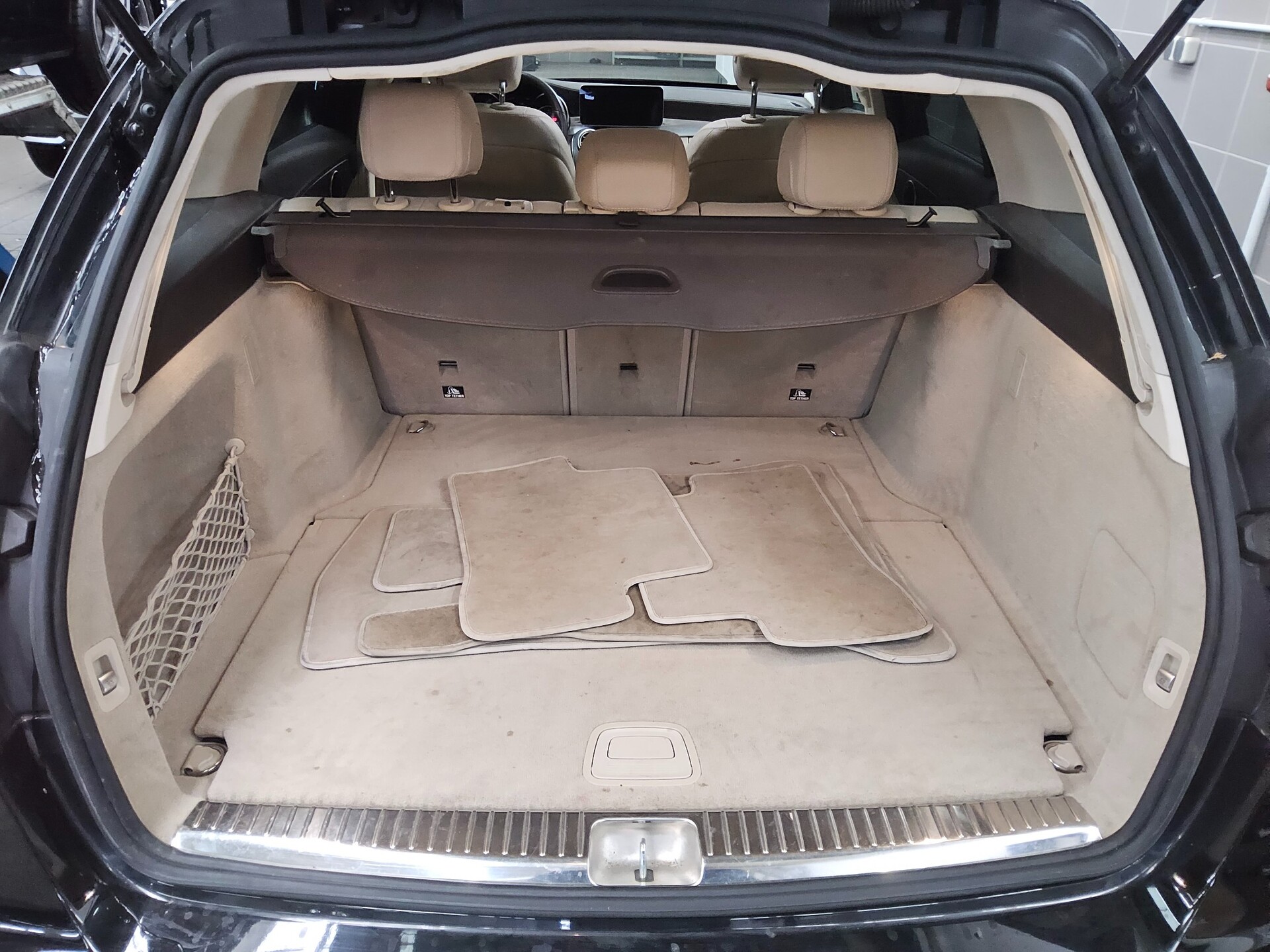 Mercedes-Benz C 220 T d Avantgarde Night Navi LED Pano RfK 11