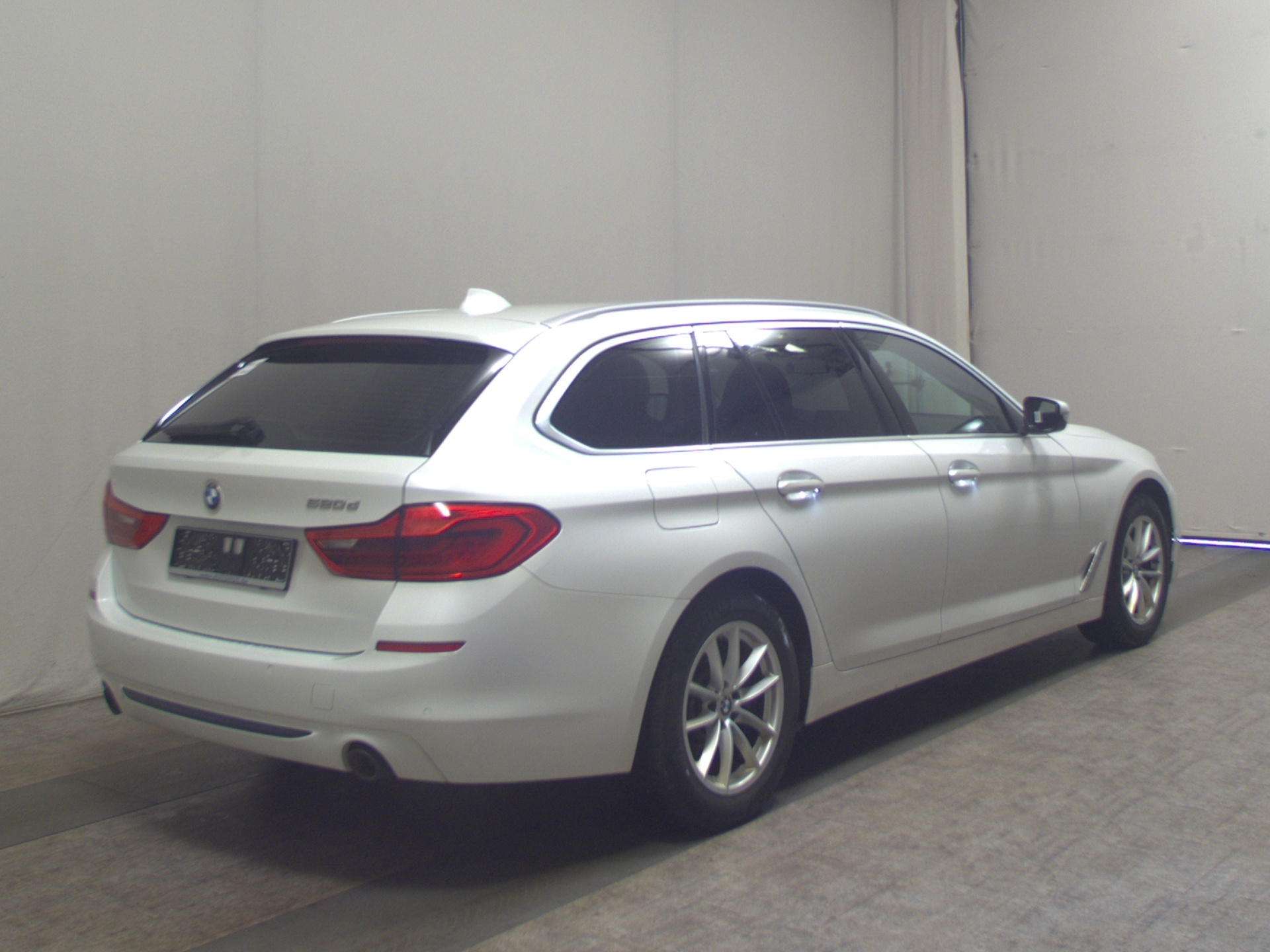 BMW 520dA Touring Sport-Line T-Leder Navi LED LC Pro 4