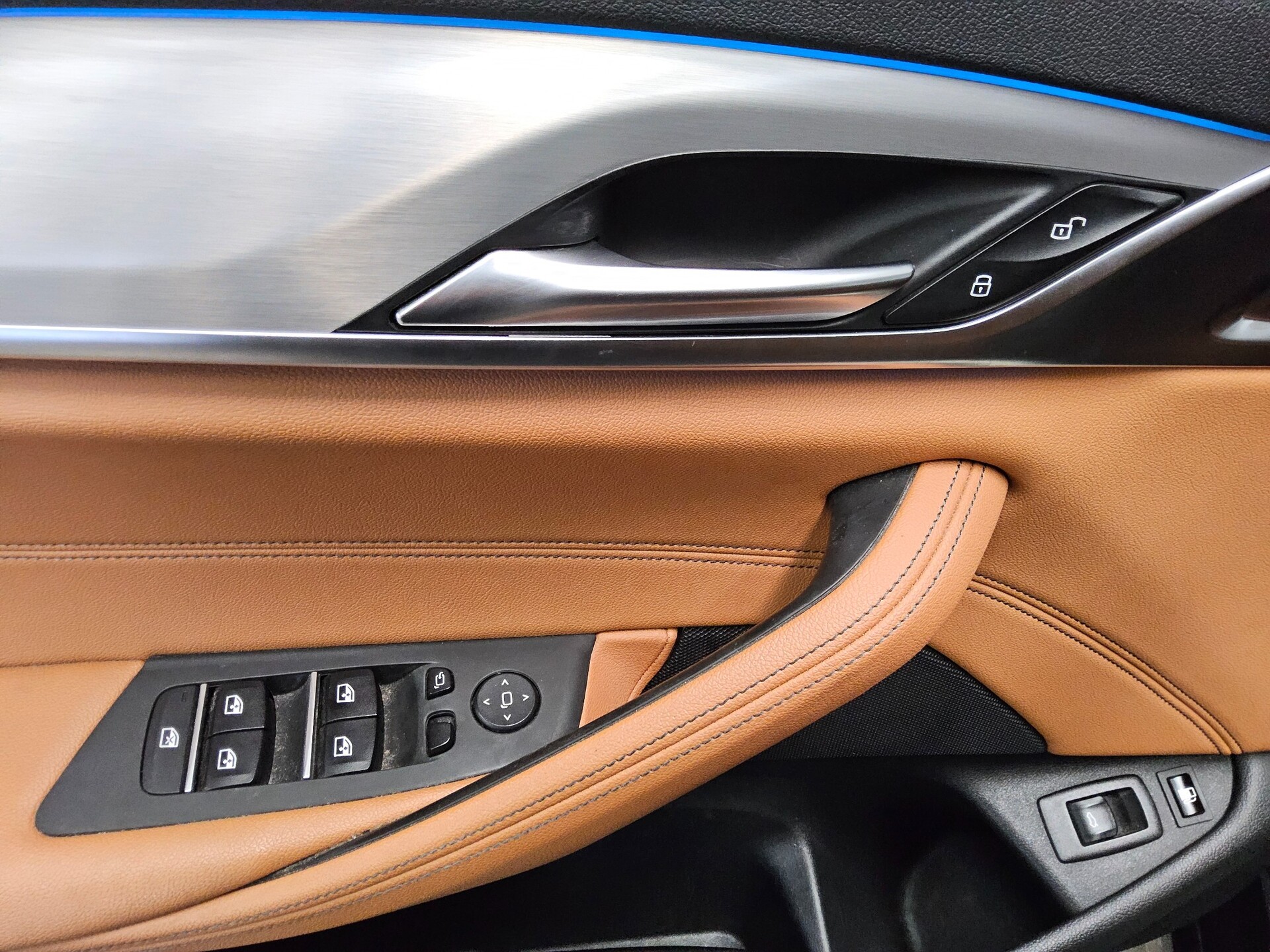 BMW 530e Touring Leder Navi LED LC-Pro AHK ACC Shz 10