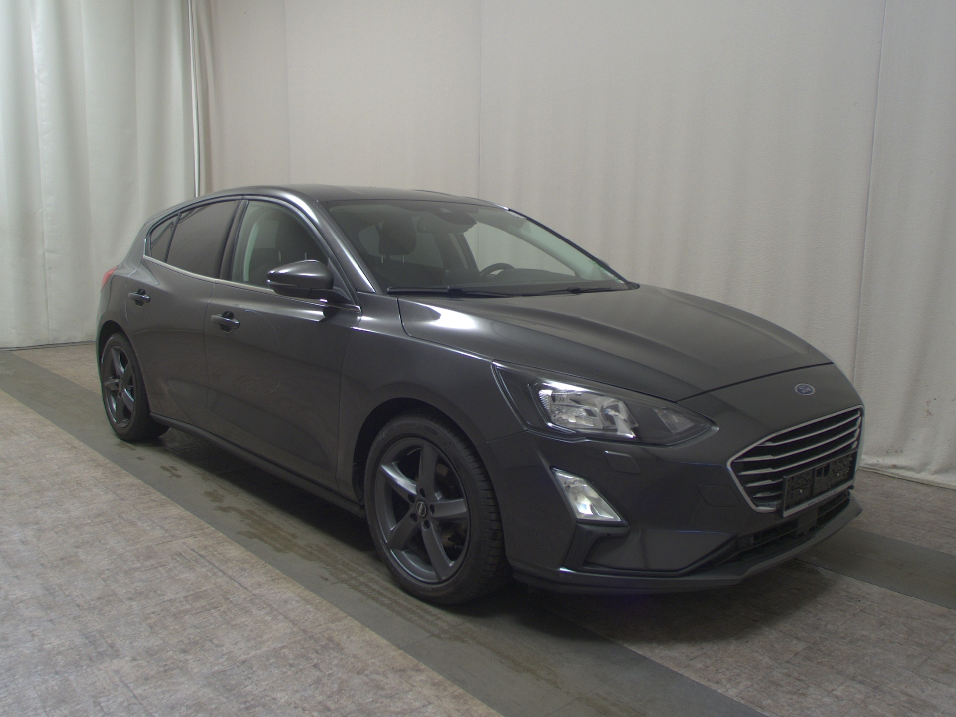 Ford Focus 1.5 EB Titanium Navi LED ACC AHK Shz PDC 3