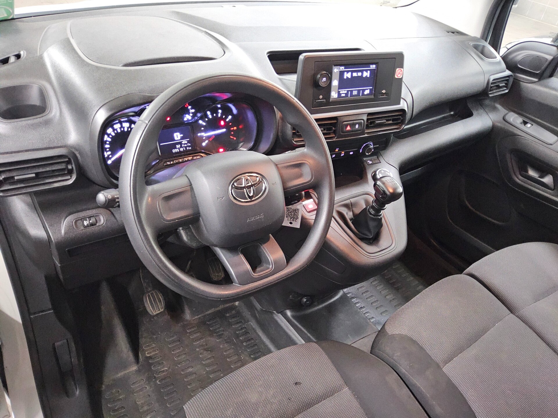 Toyota Proace 3-Sitzer RfK PDC Klima Tempomat 5