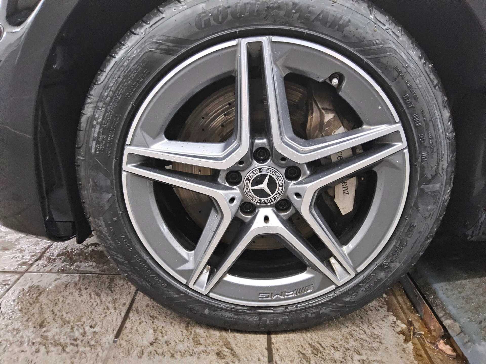 Mercedes-Benz E 300 T de 4M AMG-Line Navi LED Pano HuD 360° 11