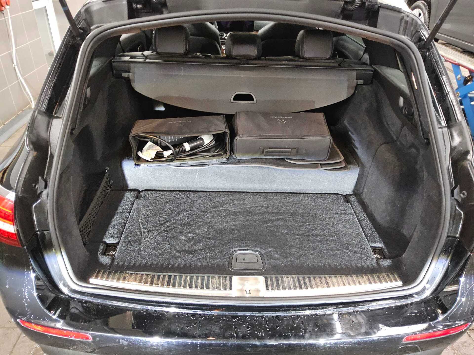 Mercedes-Benz E 300 T de 4M AMG-Line Navi LED Pano HuD 360° 13