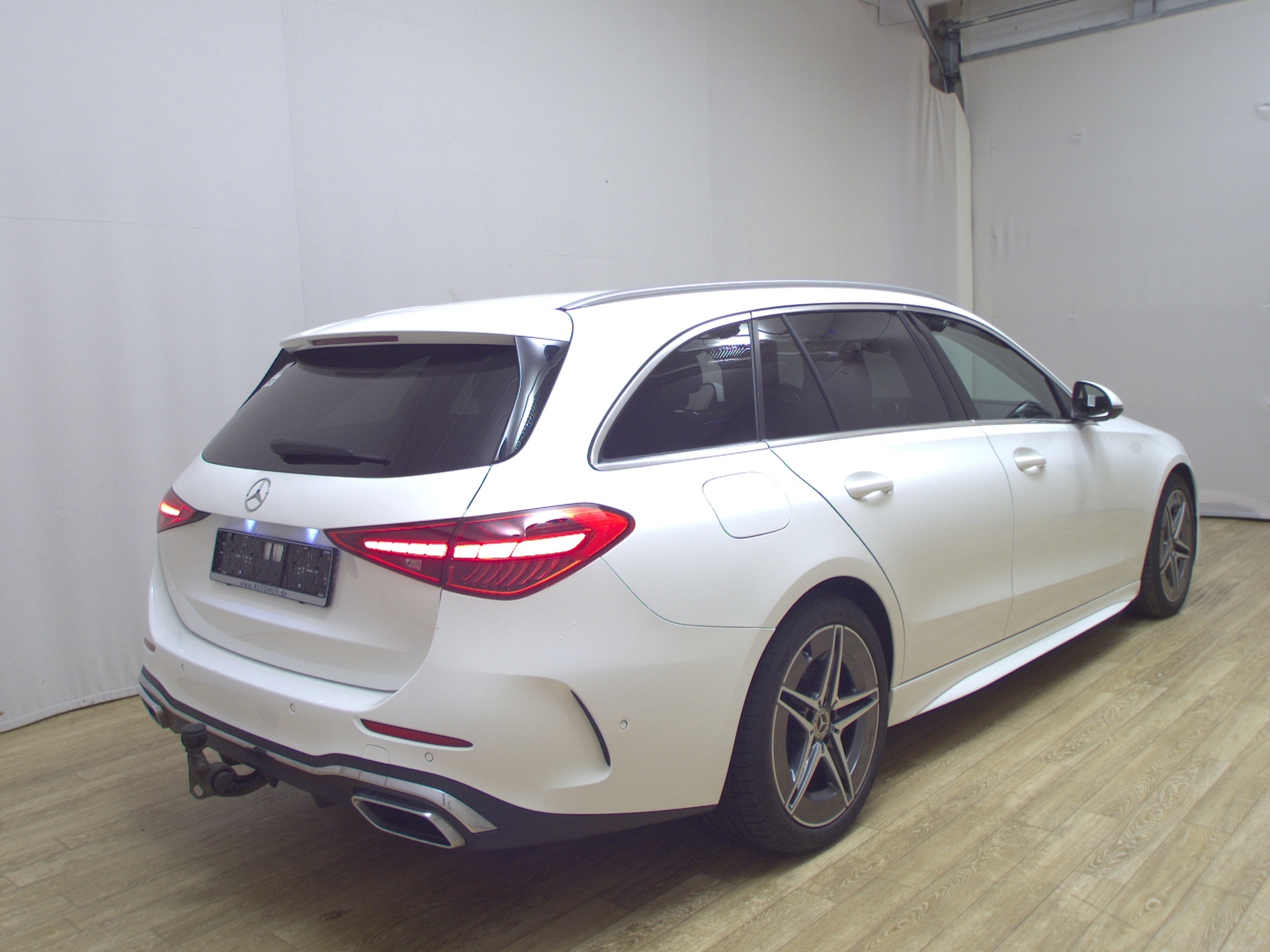 Mercedes-Benz C 220 T d AMG-Line Navi LED MBUX+ RfK Distr.+ 4