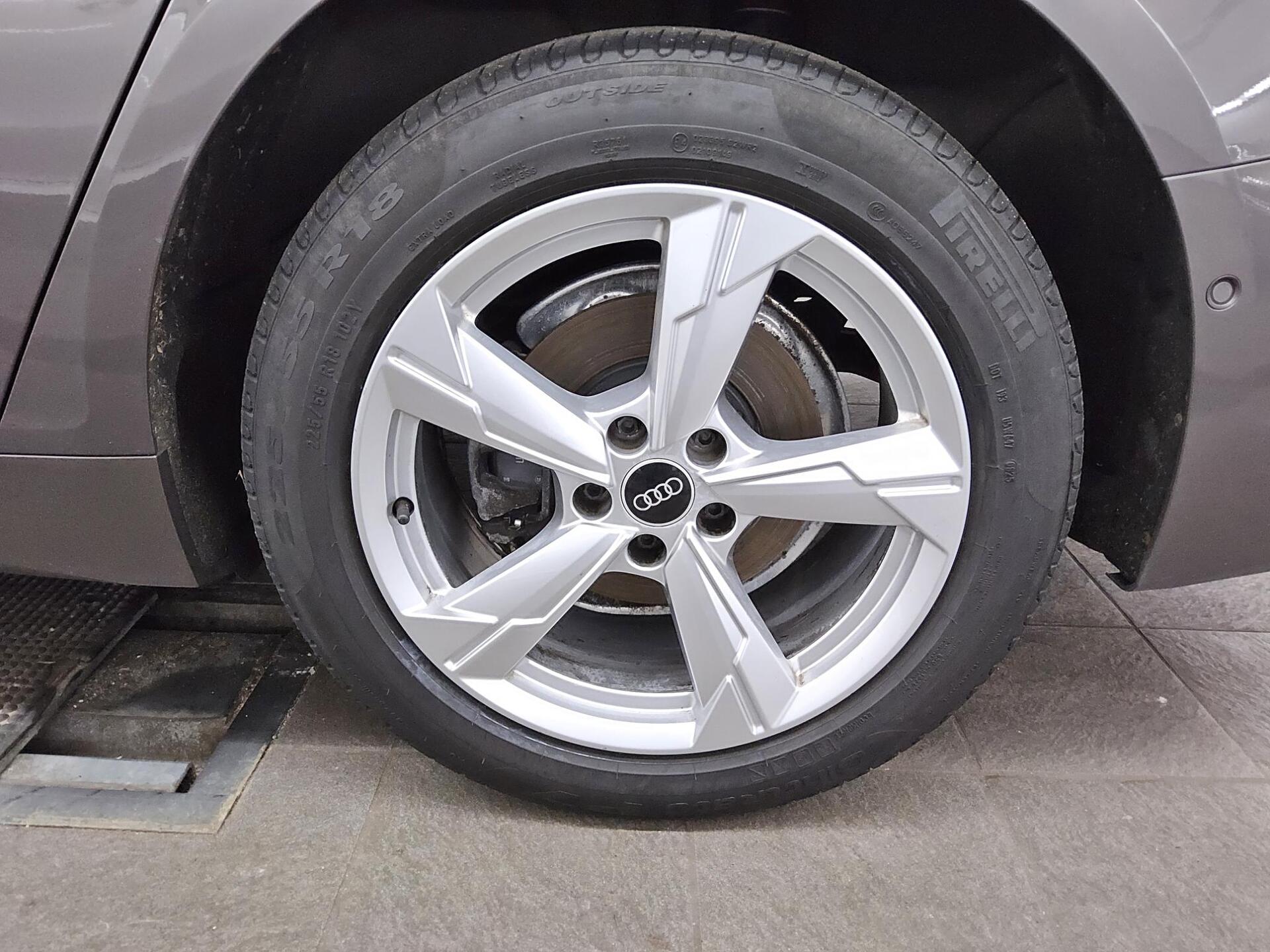 Audi A6 40 TDI Qu. sport Navi LED HuD Sound Shz 10