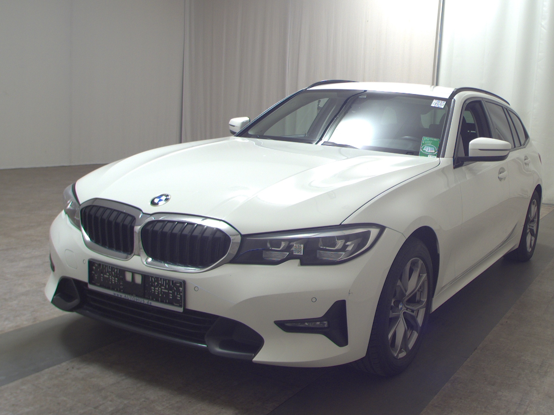 BMW 320dA Touring Sport-Line T-Leder Navi LED HiFi 2