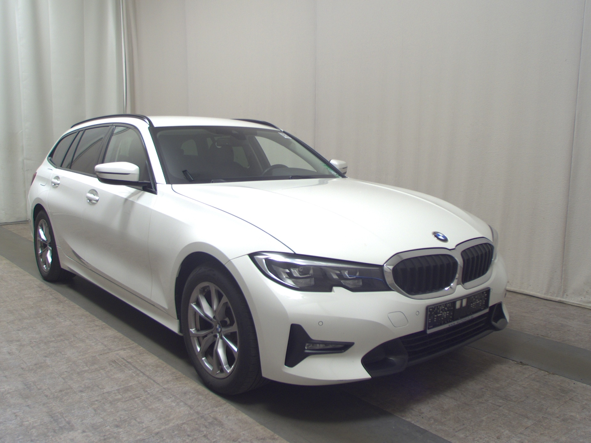 BMW 320dA Touring Sport-Line T-Leder Navi LED HiFi 3