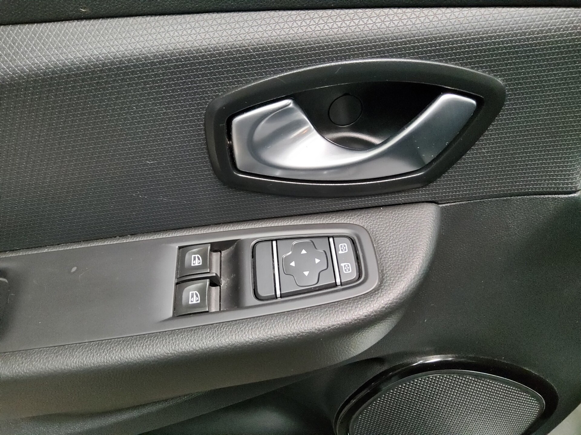 Renault Clio 1.5 dCi Limited 2-Sitzer Navi PDC Tempomat 9