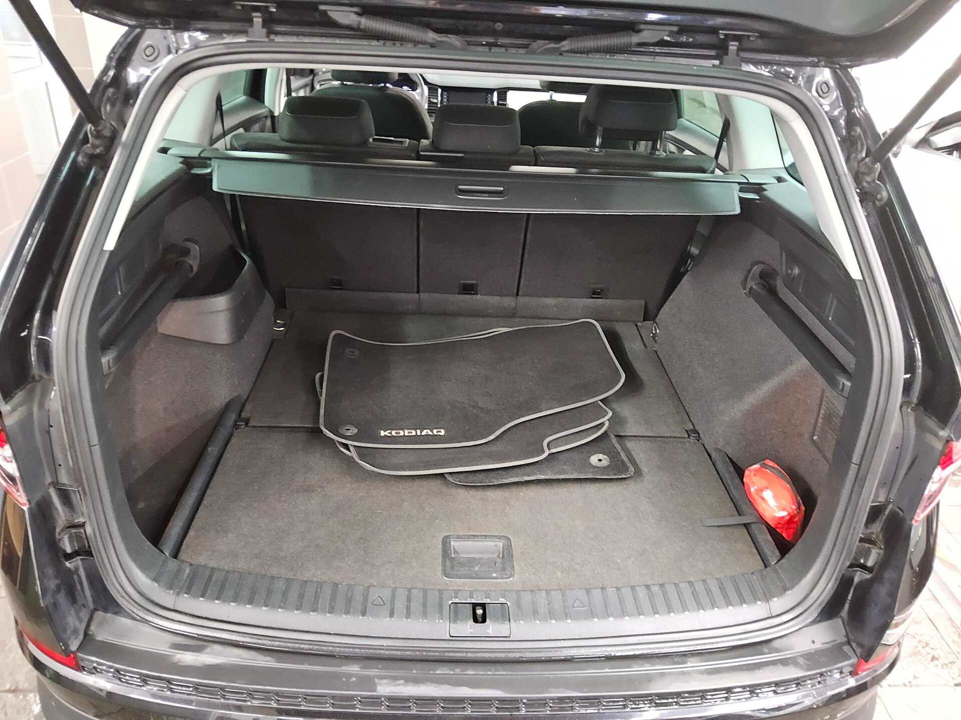 Skoda Kodiaq 2.0 TDI Ambition Navi vc Matrix Pano ACC 13