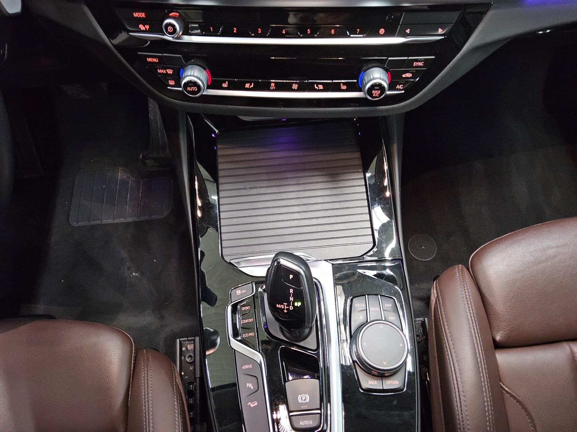 BMW X3 xDrive30e Luxury-Line Leder Navi LED+ LC-Pro 6