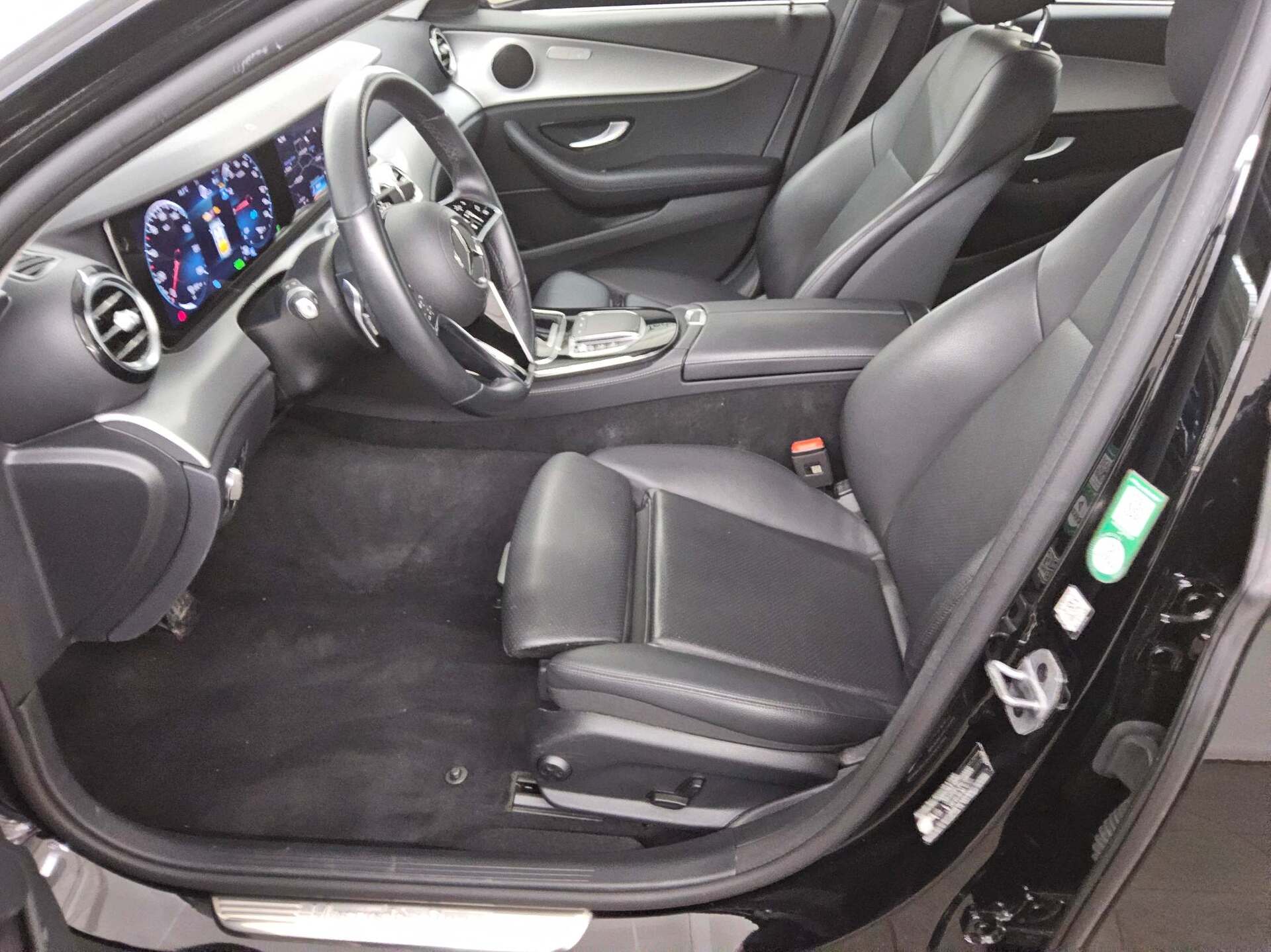 Mercedes-Benz E 300 T de Avantgarde Navi Widescreen LED RFK 9