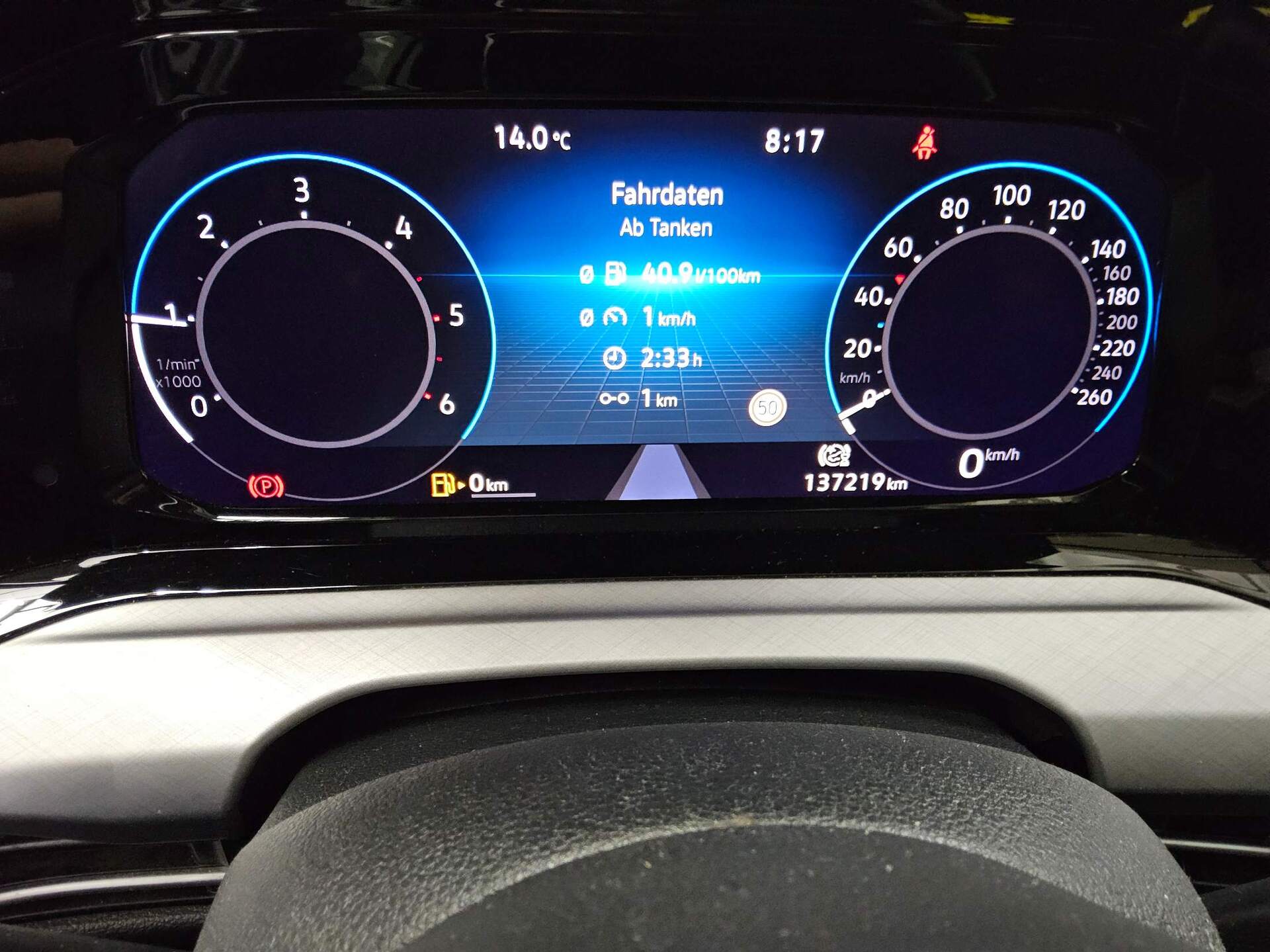 Volkswagen Golf-8 Var. 2.0 TDI Life Navi LED DC RFK ACC 8