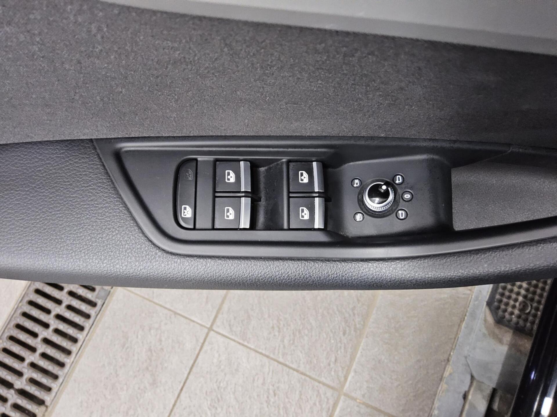 Audi A4 Avant 40 TDI Qu. advanced Navi Matrix vc Tour 10