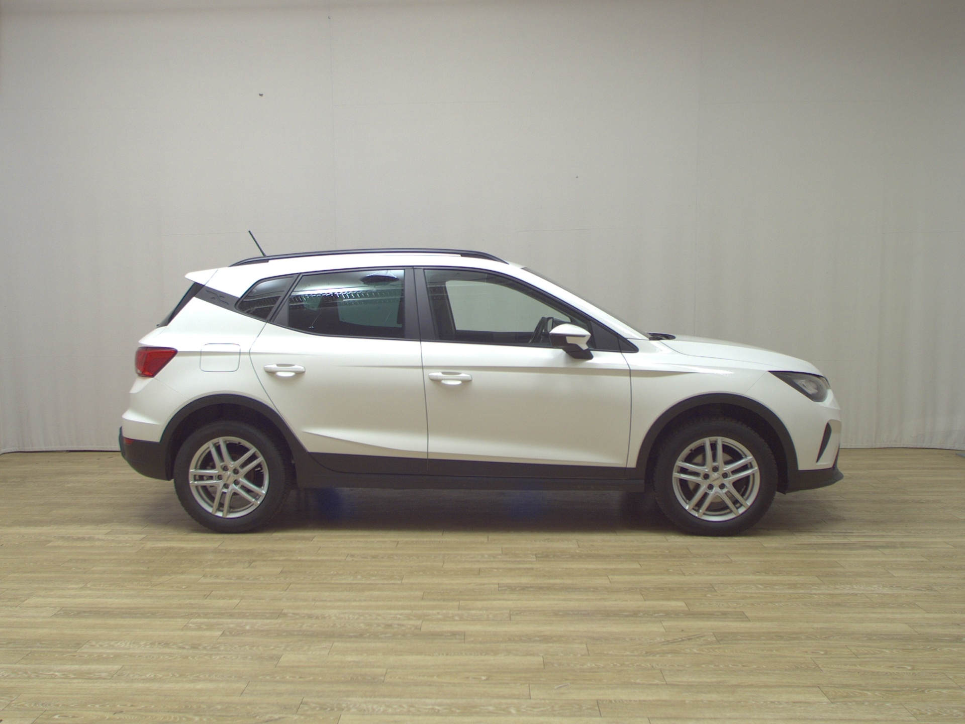 Seat Arona 1.0 TSI Style Navi LED AHK PDC Shz