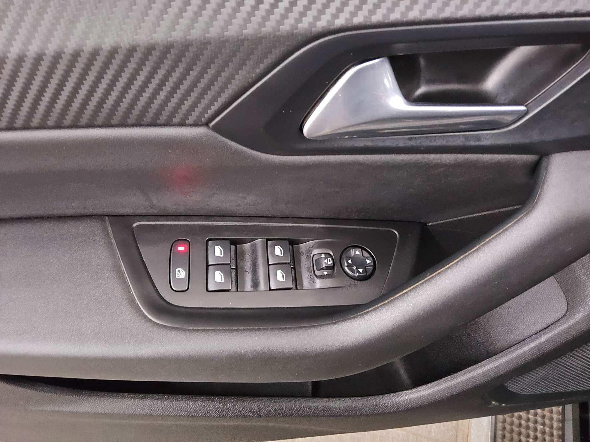 Peugeot 508 SW 1.5 BlueHDI Allure Navi LED DigiTacho RFK 10