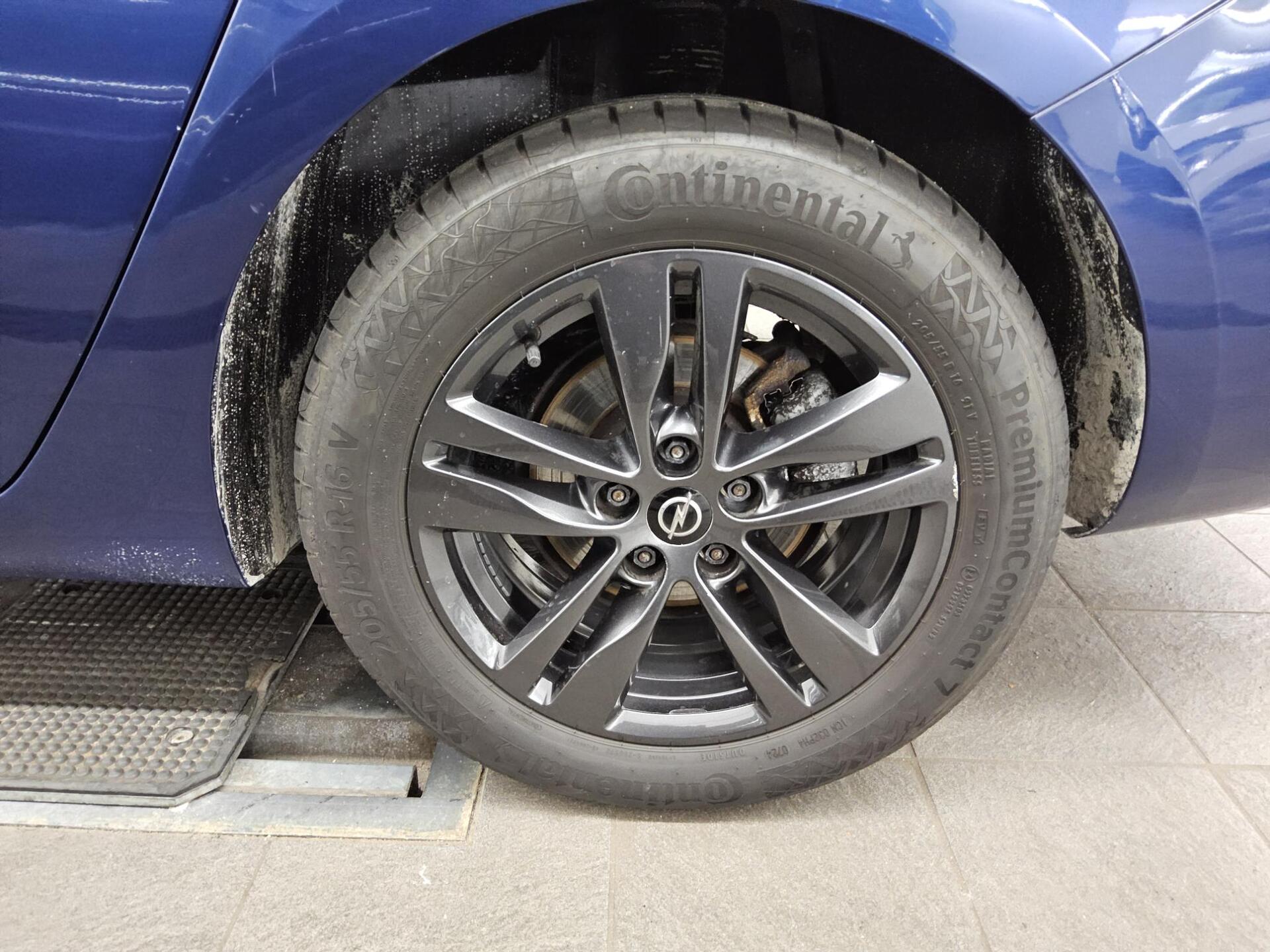 Opel Astra ST 1.5 D Design%Tech T-Leder Navi LED PDC 10