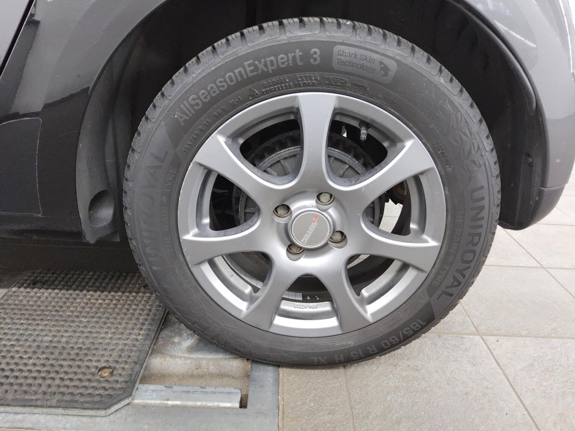 Smart ForFour Passion  Edition #1 Pano Tempomat SHZ 10