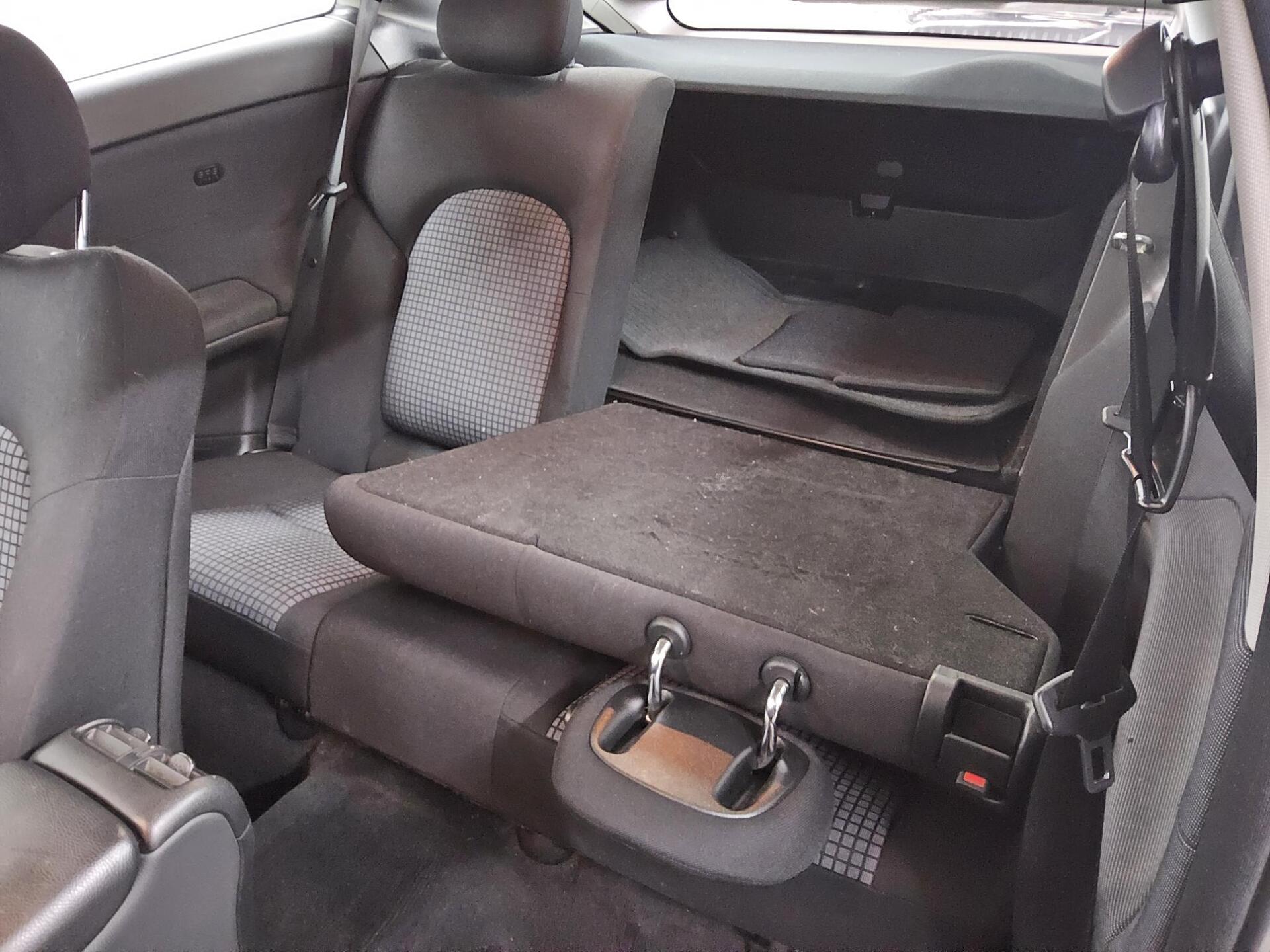 Mercedes-Benz C 200 CDI Bi-Xenon Navi Sportsitze 12