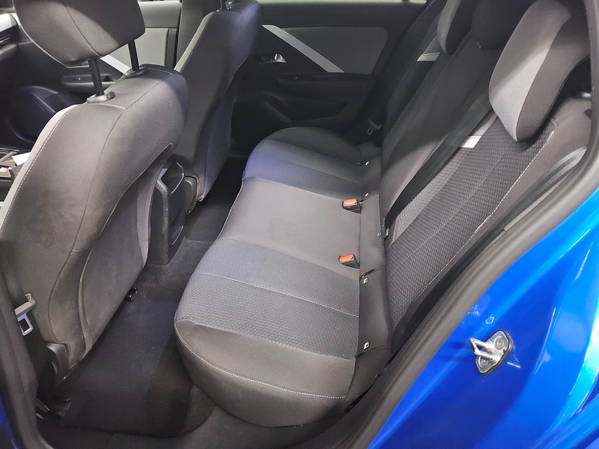 Opel Astra ST 1.5 D Edition Navi LED RfK 180° PDC DAB 13