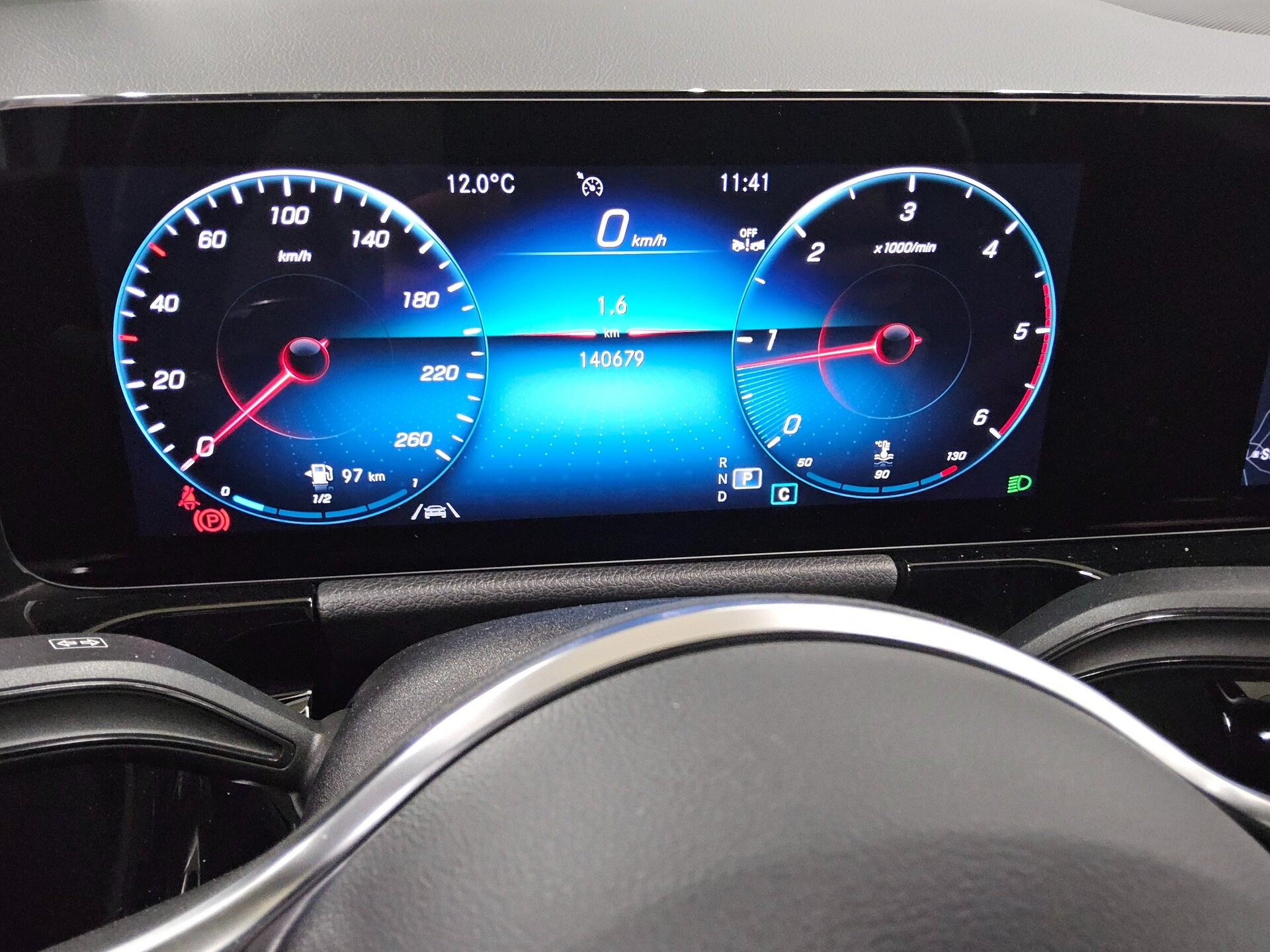 Mercedes-Benz GLA 200 d Progressive T-Leder Navi Sound AHK 8