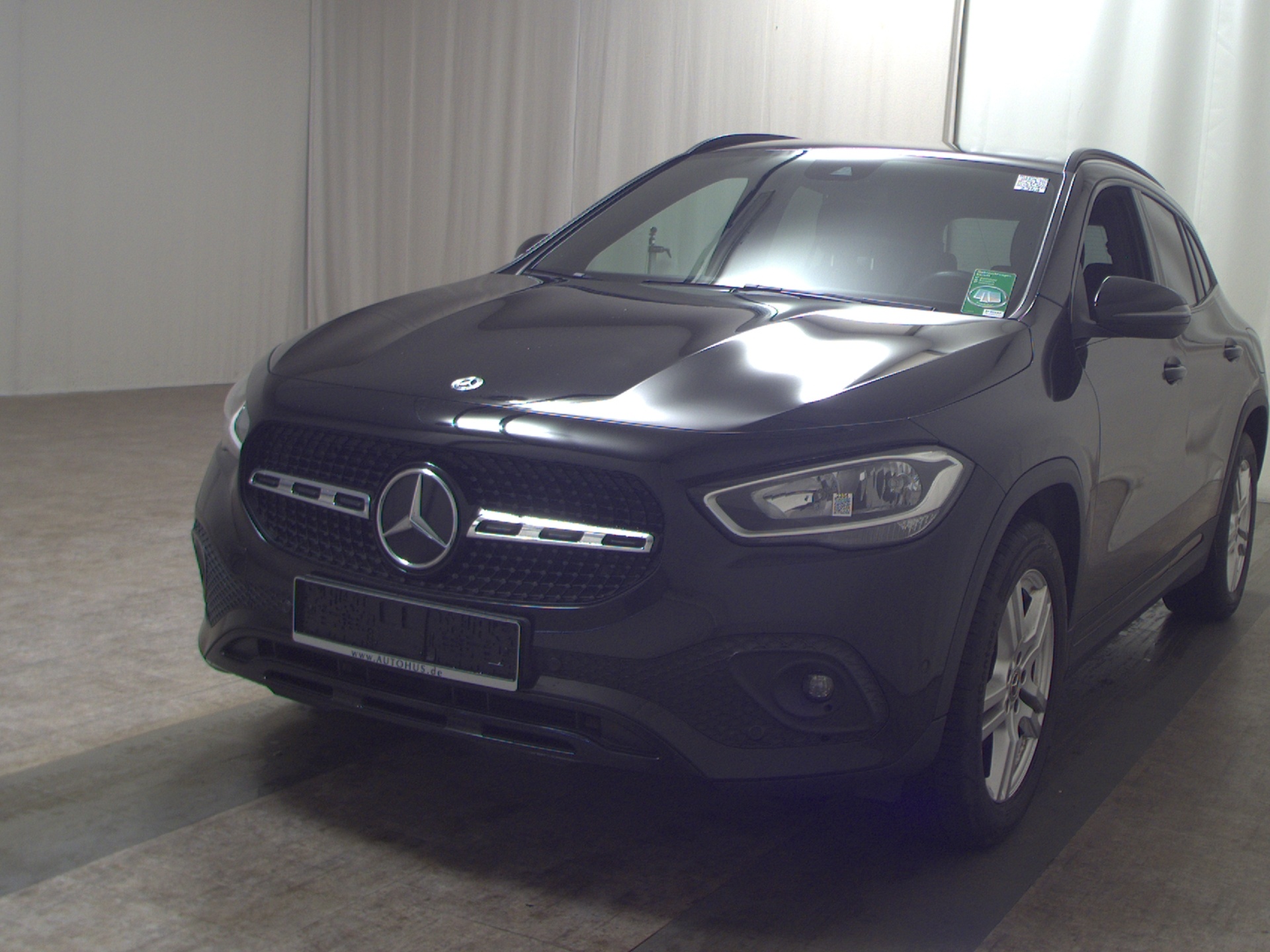 Mercedes-Benz GLA 200 d Progressive T-Leder Navi Sound AHK 2