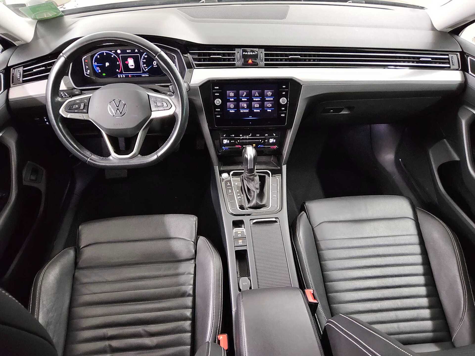 Volkswagen Passat Var. 2.0 TDI Business Leder Navi LED AID 5