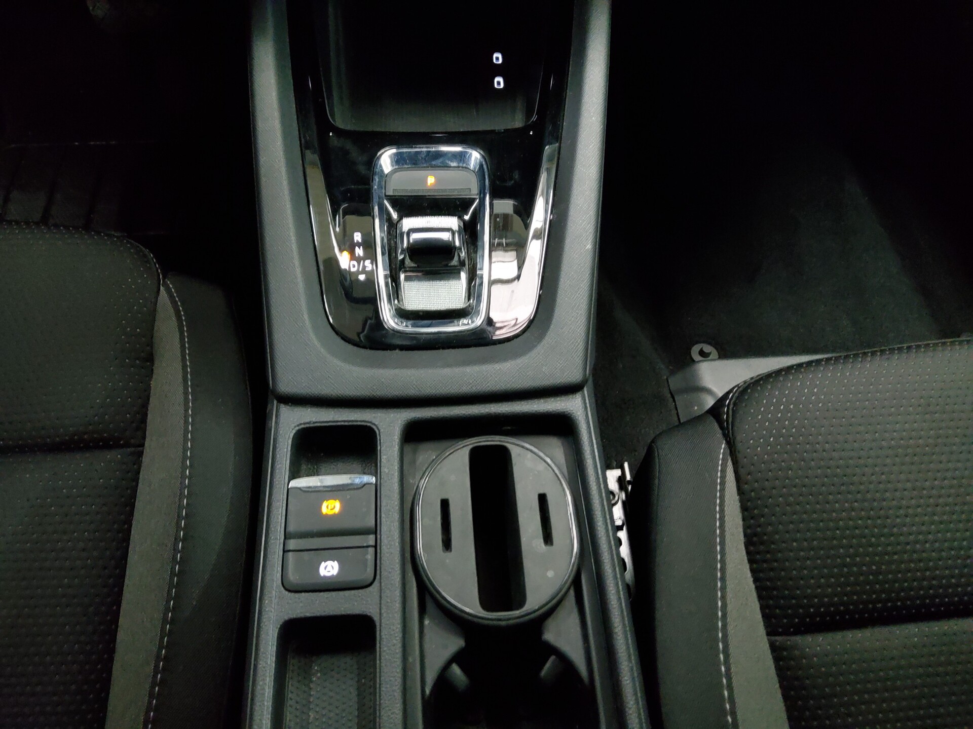 Skoda Octavia Kombi 1.0 TSI Tour Navi LED vc AHK PDC 6