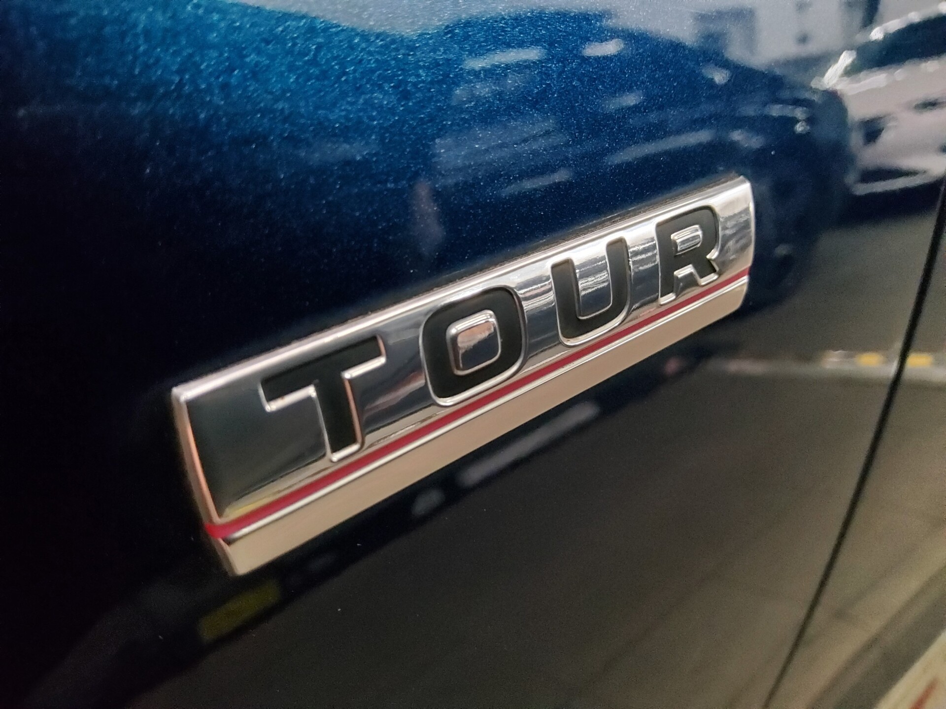 Skoda Octavia Kombi 1.0 TSI Tour Navi LED vc AHK PDC 12