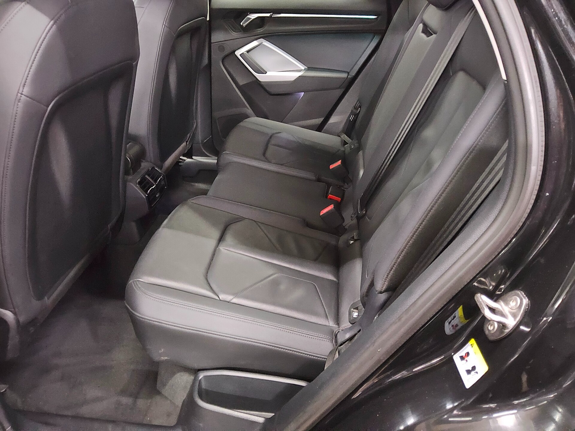 Audi Q3 Sportback 35 TFSI S-Line Leder Navi LED vc+ 13