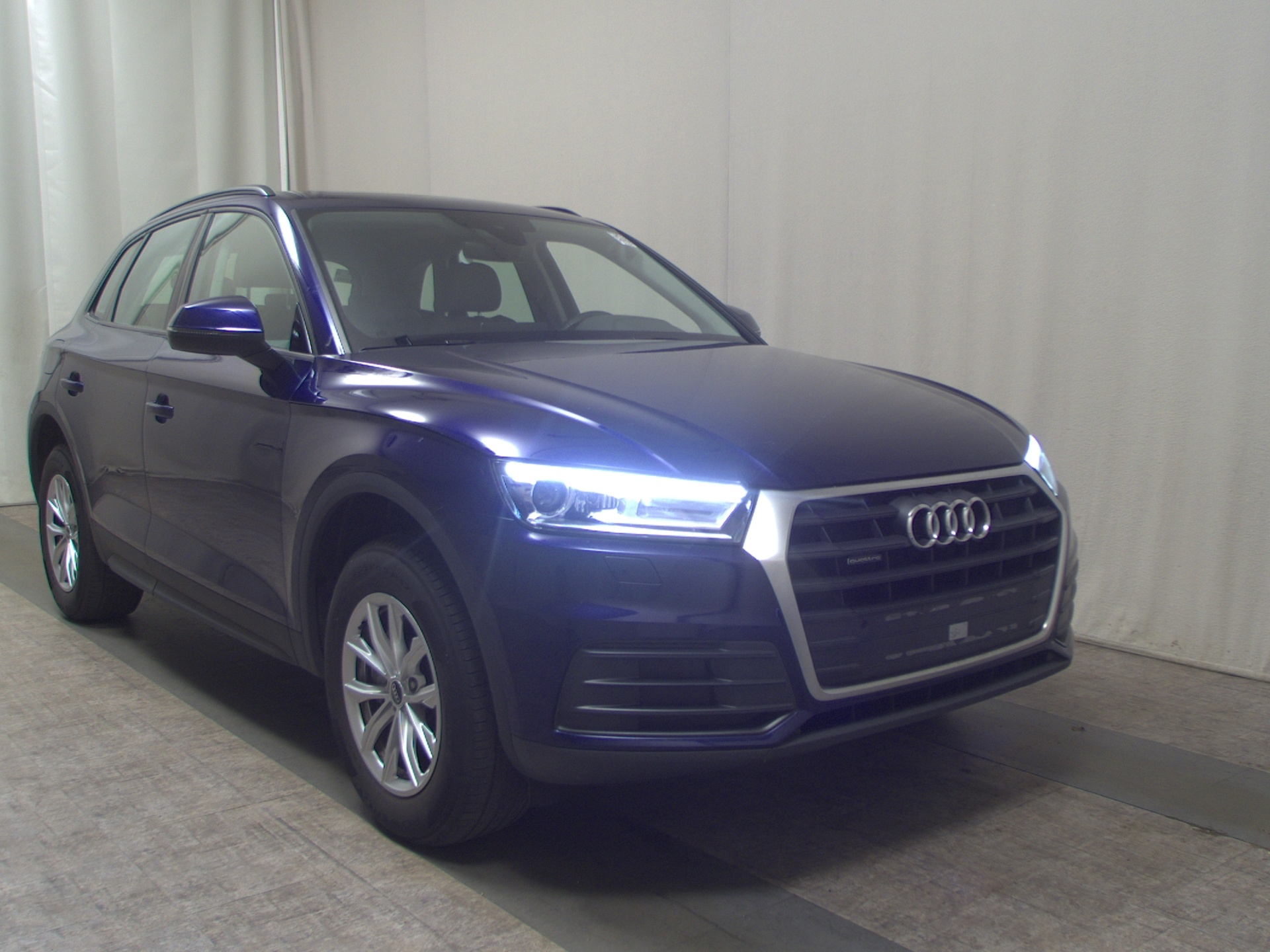 Audi Q5 40 TDI Qu. Leder Navi Xenon vc Pano RfK 4xShz 3