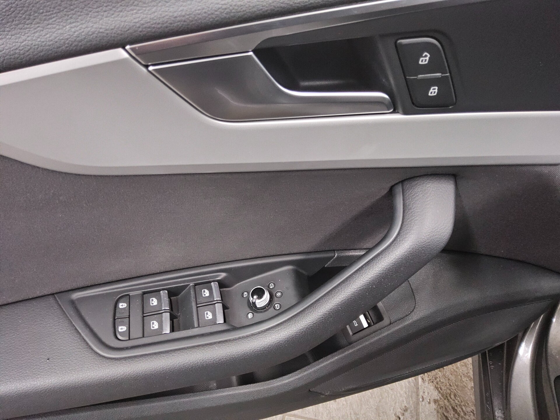 Audi A4 40 TDI advanced Navi LED Virtual RFK 9