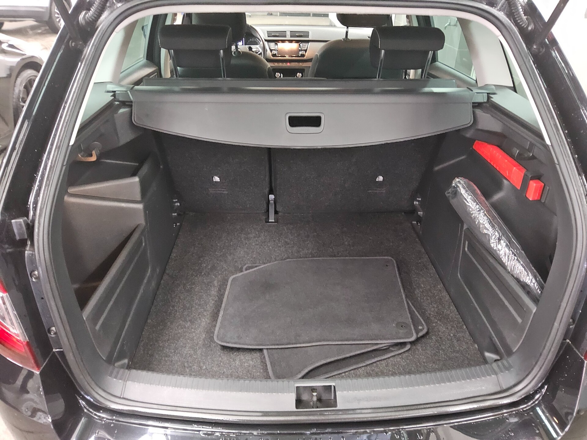 Skoda Fabia Kombi 1.0 TSI Style LED RfK PDC Klima 11