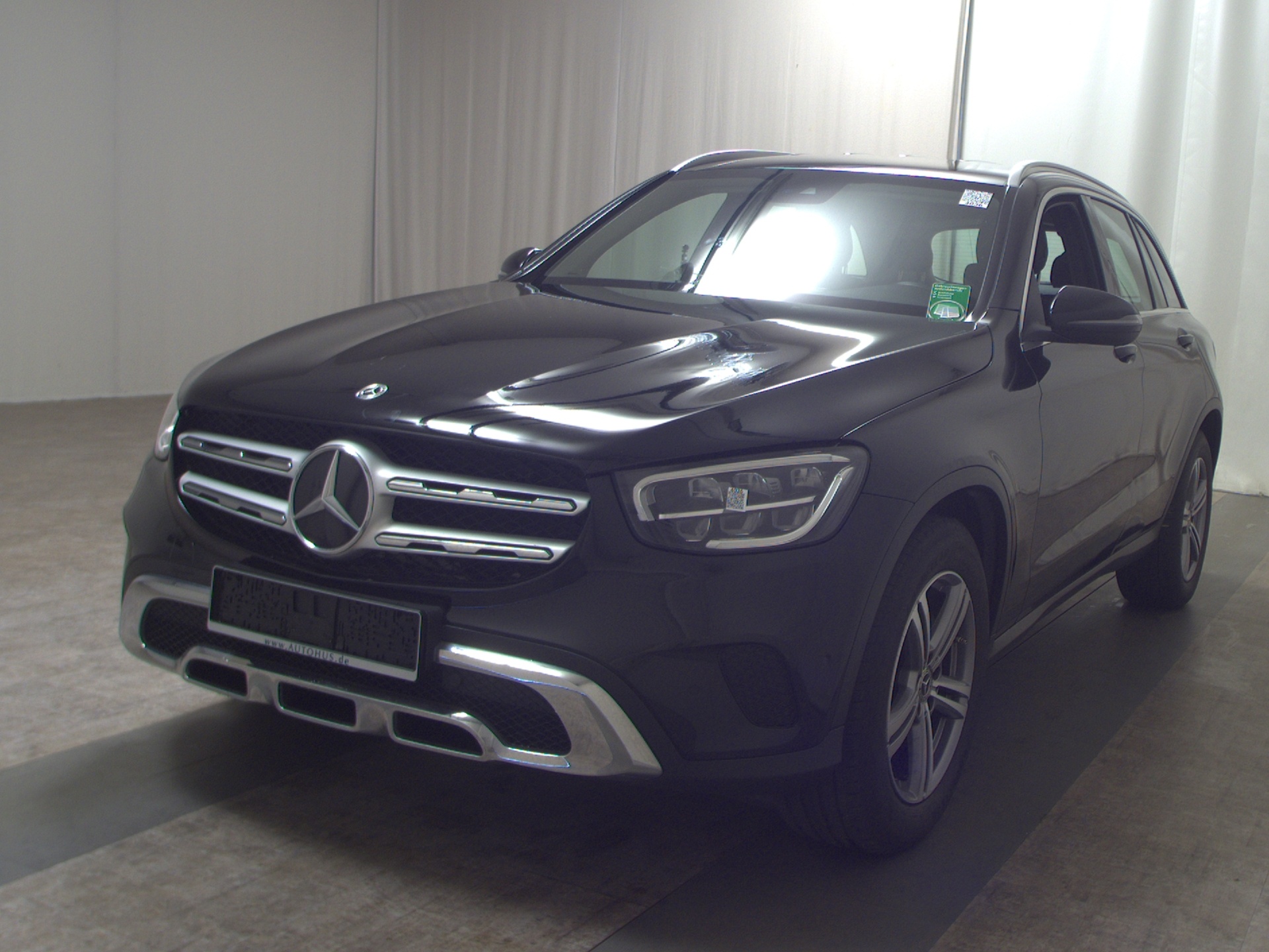 Mercedes-Benz GLC 220 d 4M T-Leder Navi LED AHK Distronic+ 2
