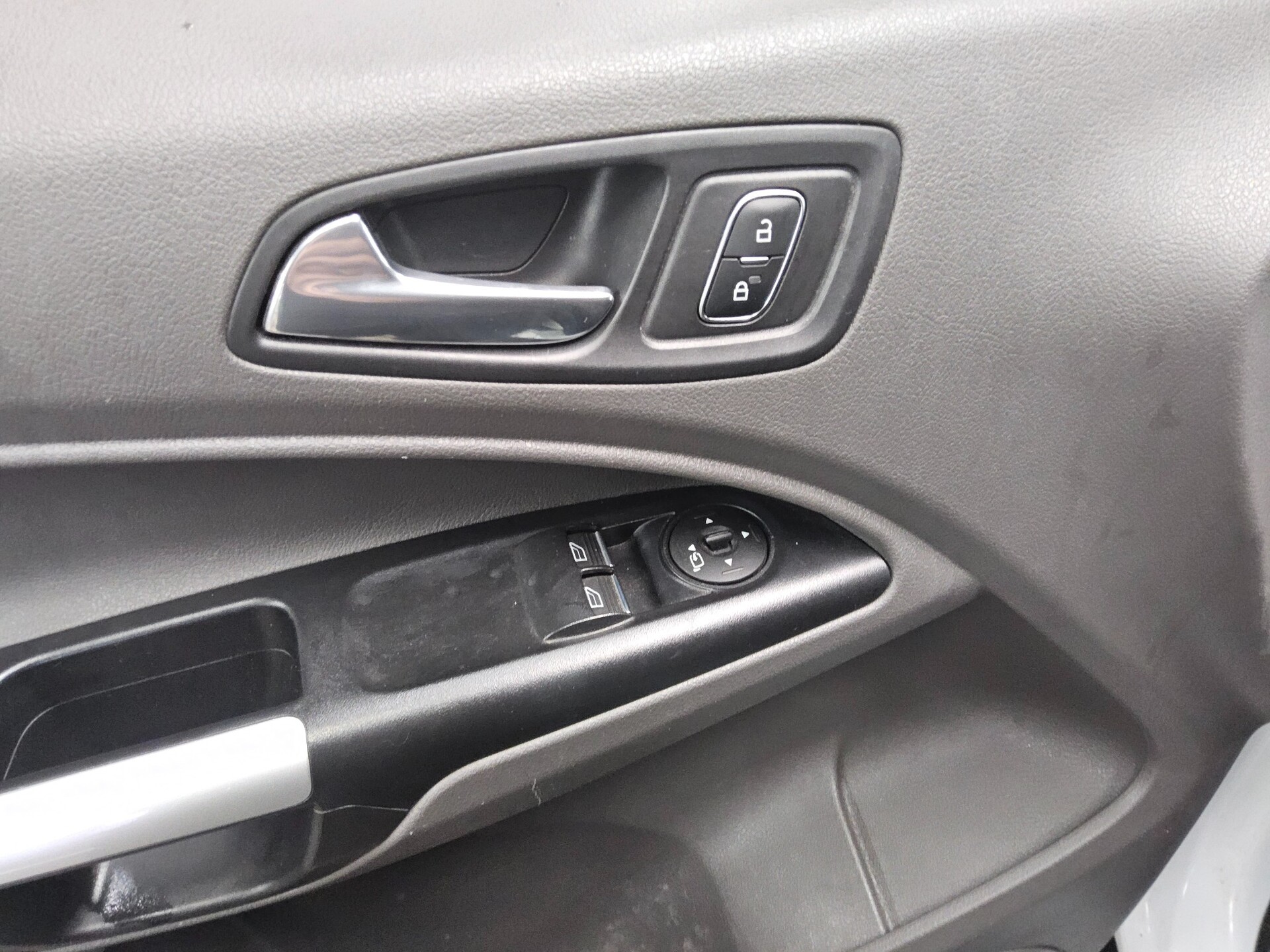 Ford Transit Connect 1.5 EB L2 Xenon PDC Shz Tempomat 9