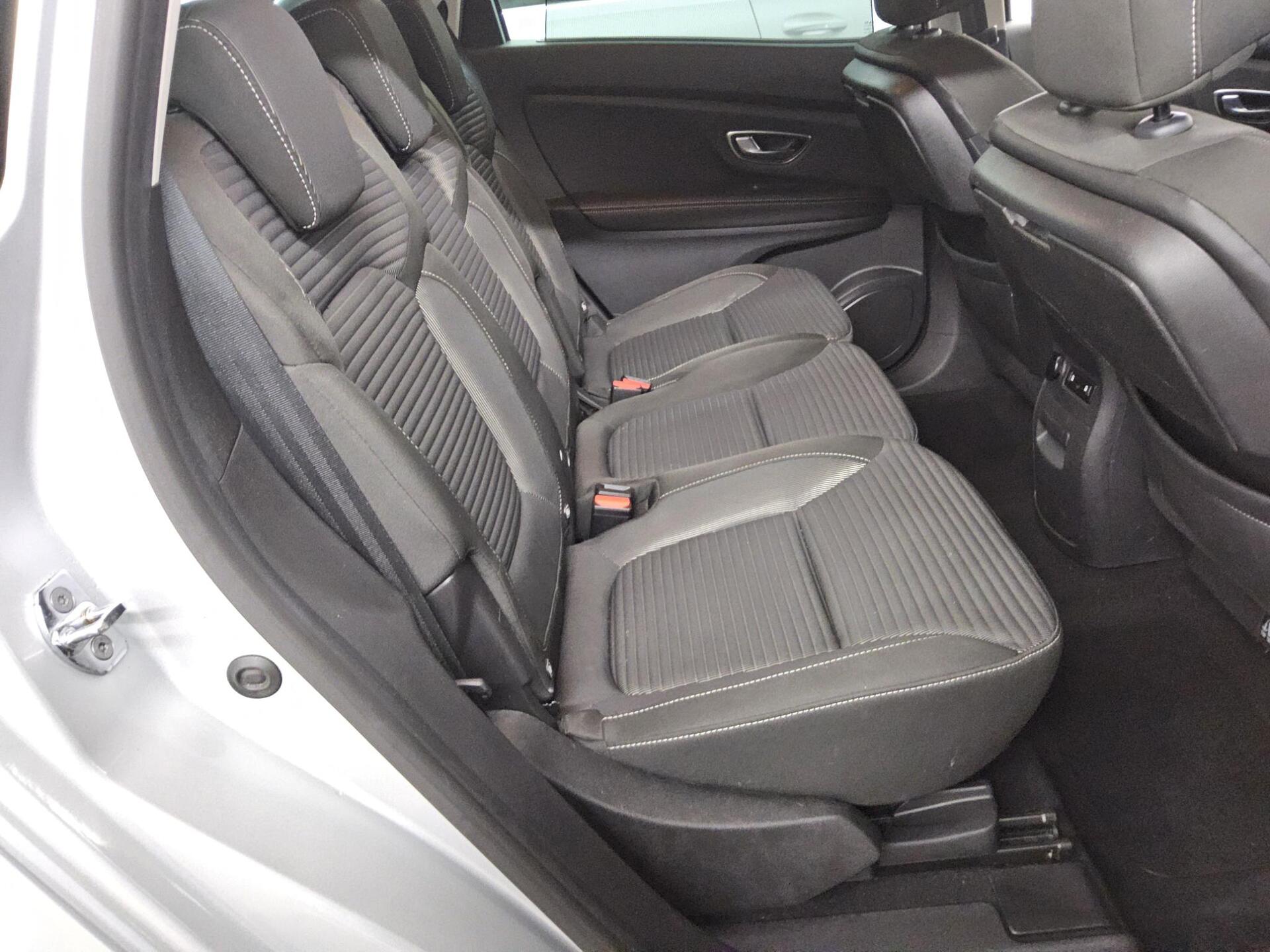 Renault Grand Scenic 1.7 BLUE dCi Navi PDC  LED 13