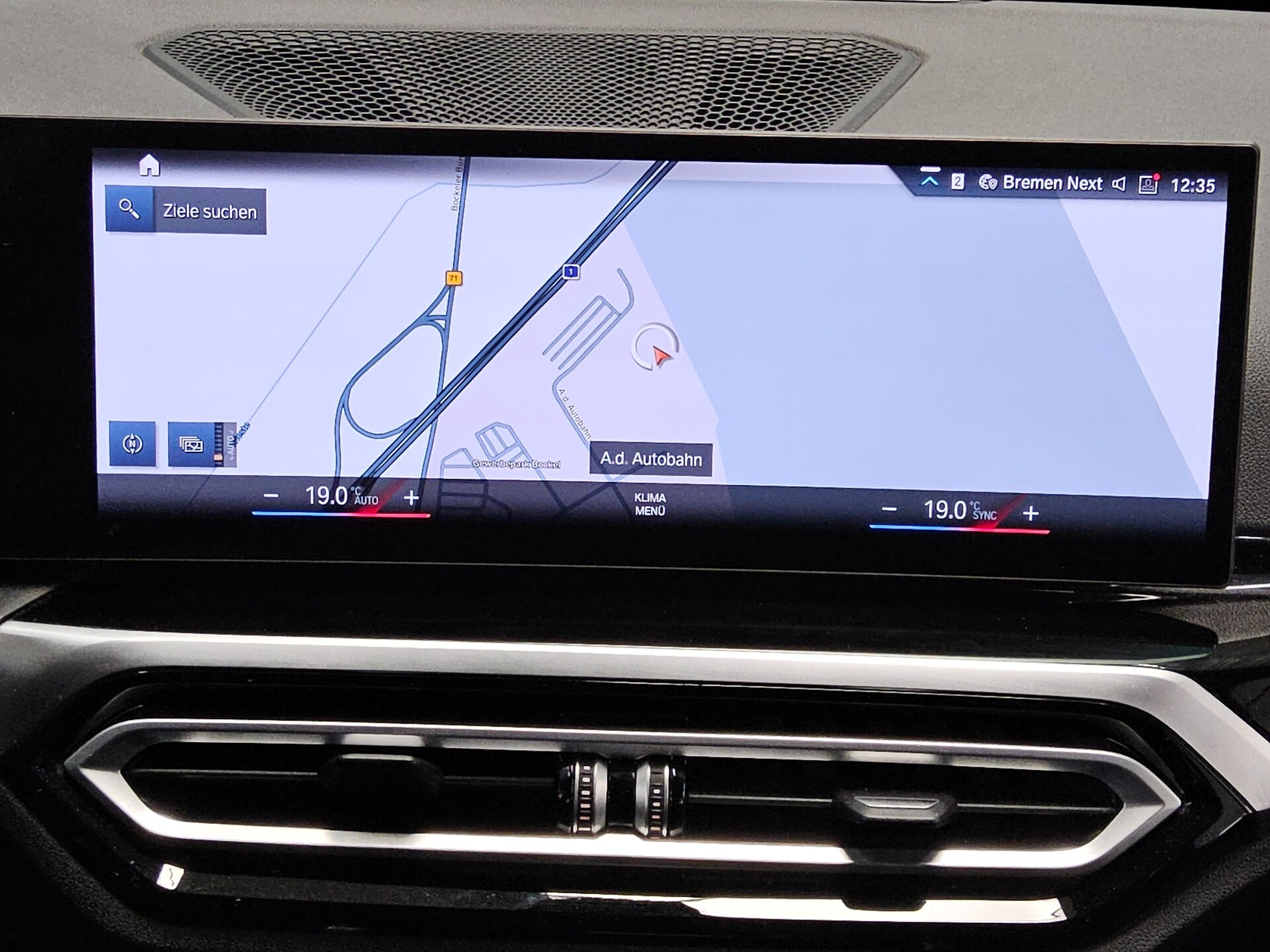 BMW 318dA Touring Leder Navi LED RFK ACC Ambiente 7