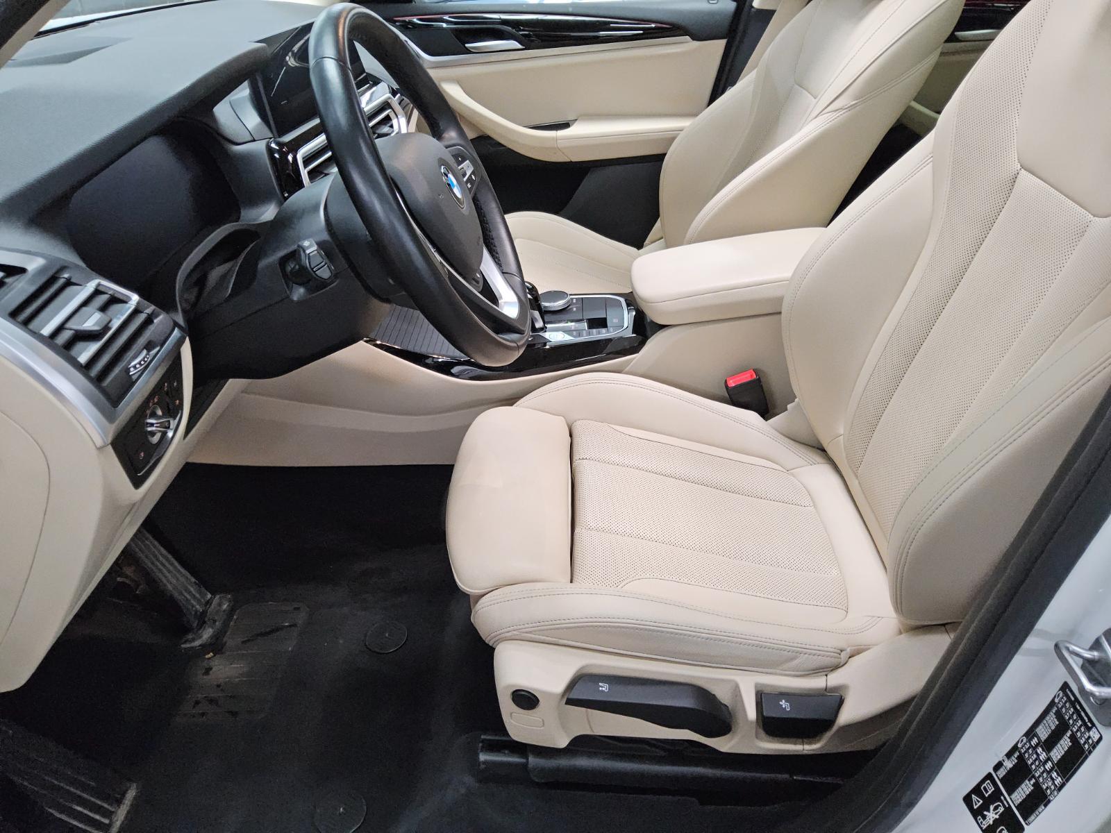 BMW X3 xDrive20d Navi LED Leder LC-Pro Pano HiFi RFK 9